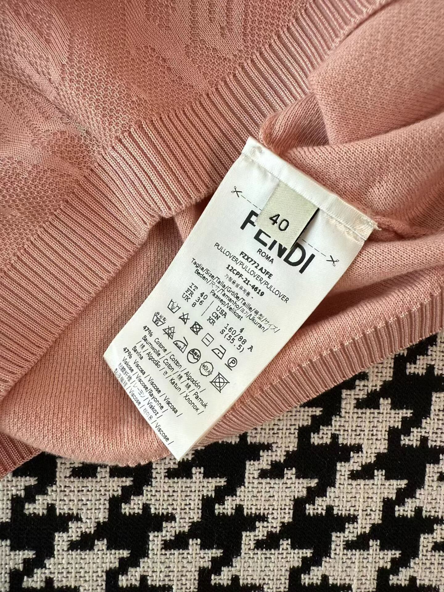 Fendi Fendi All-over Print Cropped Knit Top Size S / US 4 / IT 40 - 6 Thumbnail
