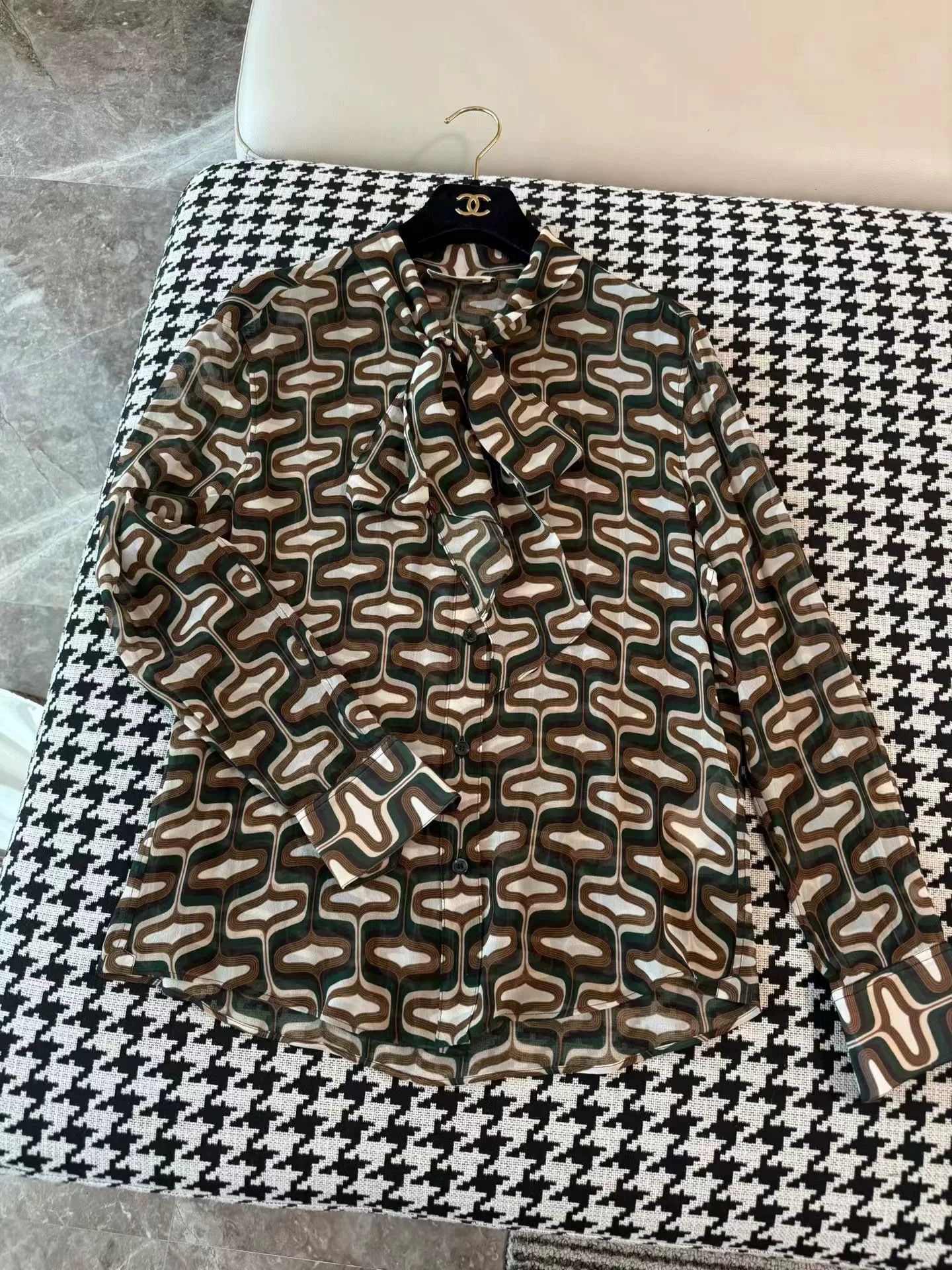 Celine Celine Silk Blouse with Sash Size S / US 4 / IT 40 - 4 Thumbnail
