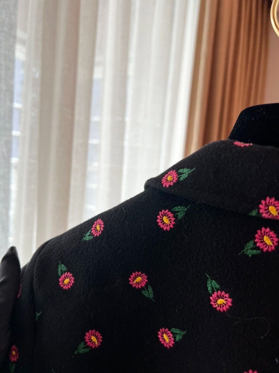 Gucci Gucci Floral Embroidered Wool Coat Size S / US 4 / IT 40 - 8 Thumbnail