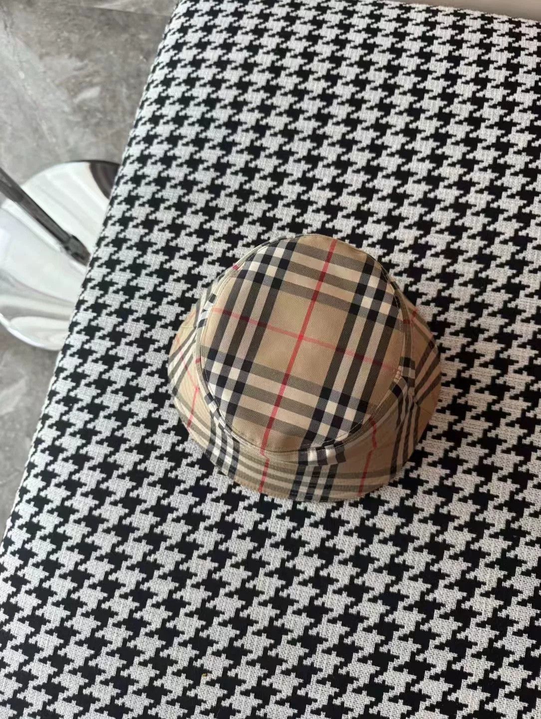 Burberry Burberry Classic Check Bucket Hat Size ONE SIZE - 2 Thumbnail