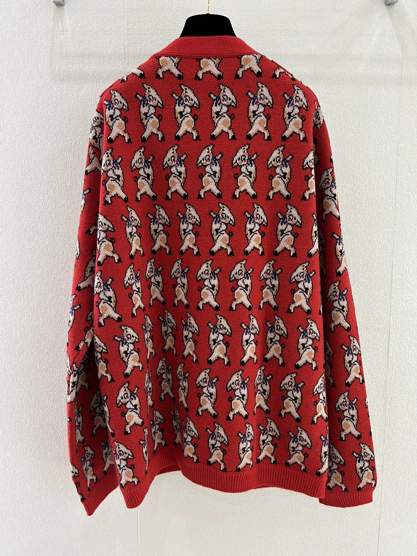 Gucci Gucci Red Pig New Year Limited Cardigan Size L / US 10 / IT 46 - 2 Thumbnail