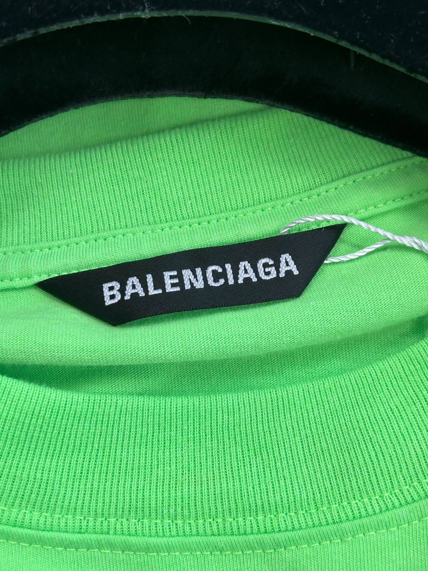 Balenciaga Balenciaga Fluorescent Green Short-Sleeve Tee Size S / US 4 / IT 40 - 4 Thumbnail