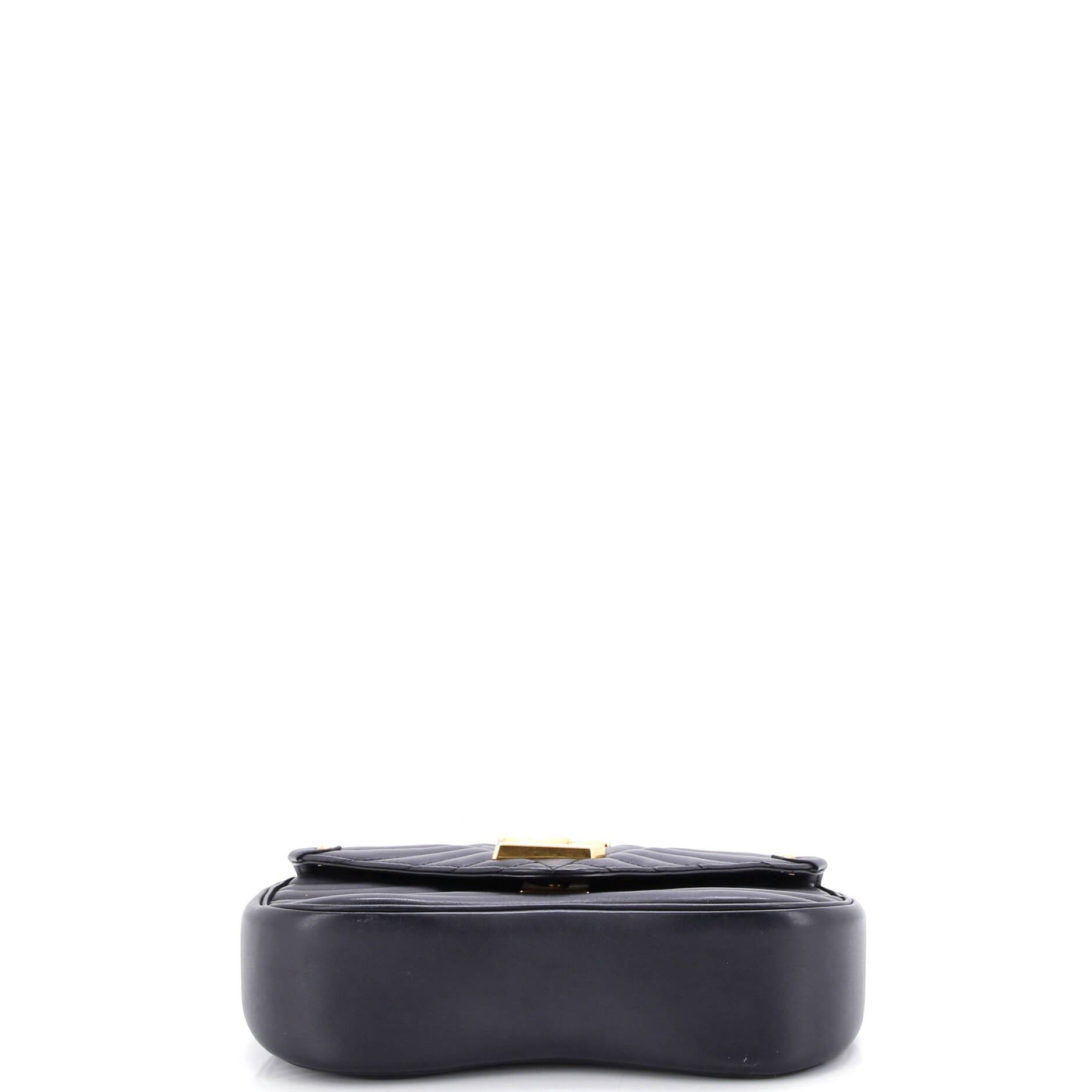 Louis Vuitton New Wave Chain Bag Size ONE SIZE - 4 Thumbnail