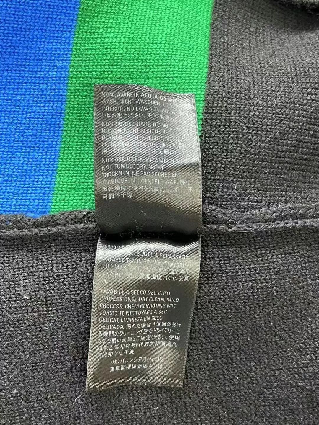 Balenciaga Balenciaga Multilingual Knit Sweater Size US S / EU 44-46 / 1 - 5 Thumbnail