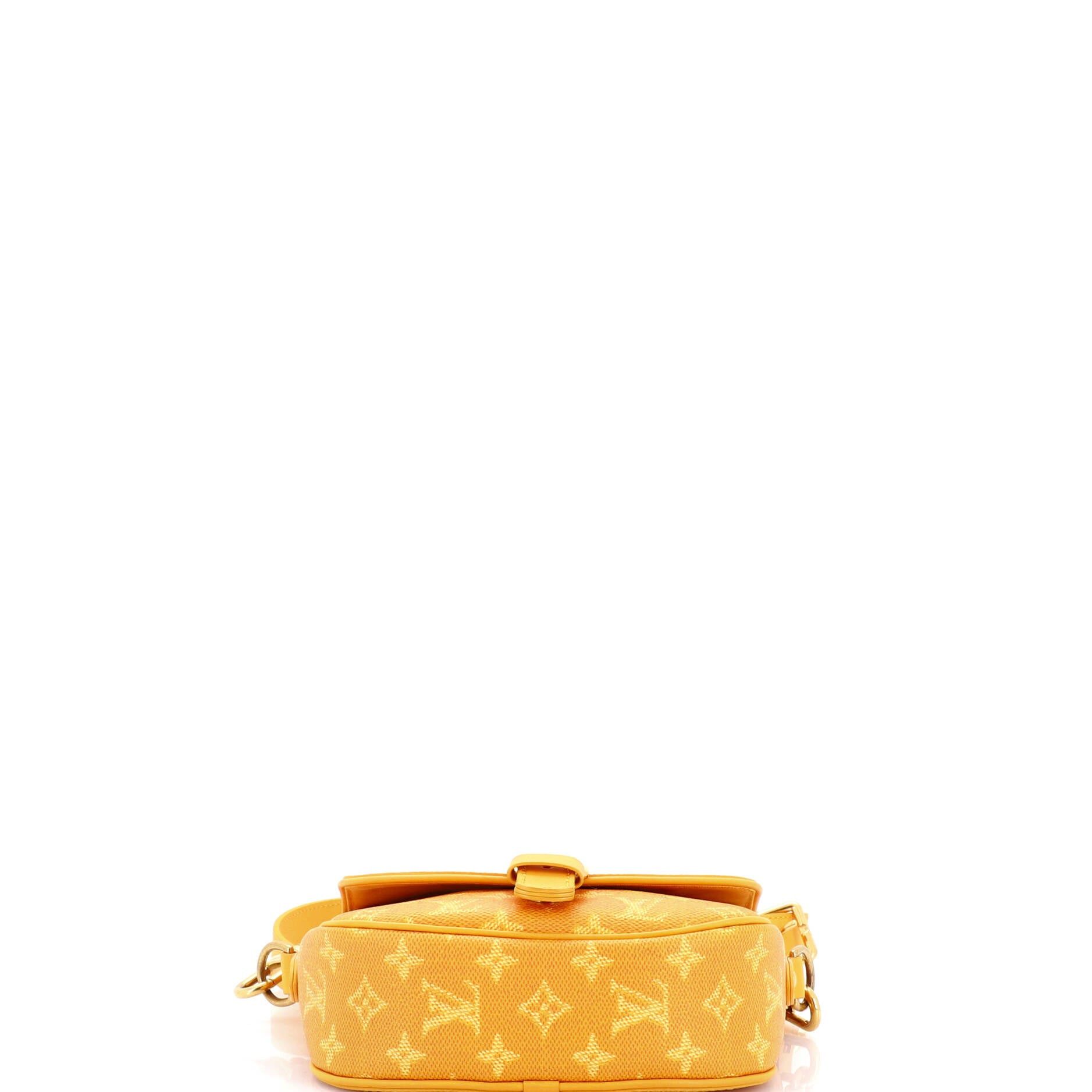 Louis Vuitton Montsouris Messenger Bag Size ONE SIZE - 5 Thumbnail