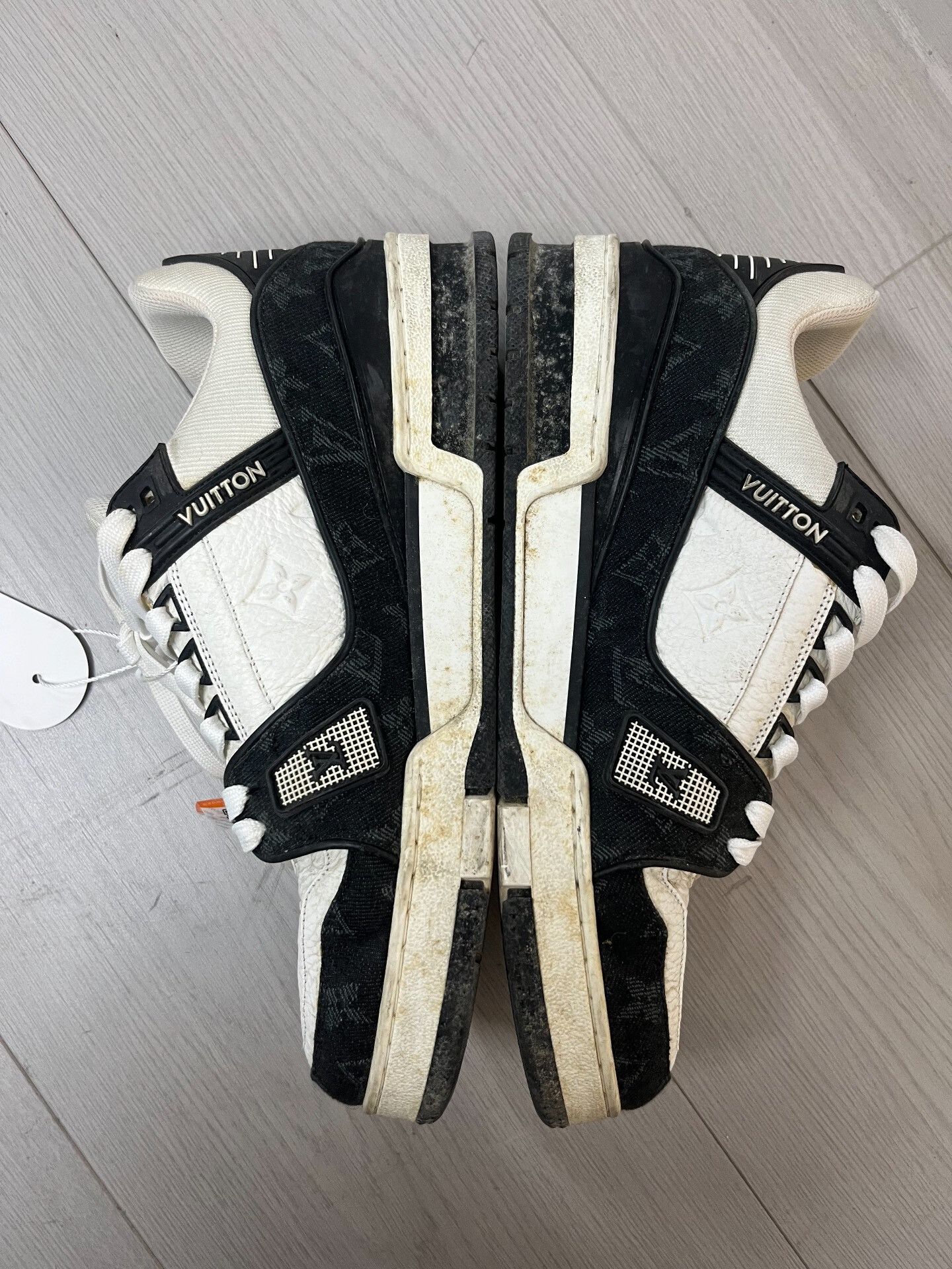 Louis Vuitton LV Trainer Black White Panda Sneakers Size US 7.5 / EU 40-41 - 3 Thumbnail