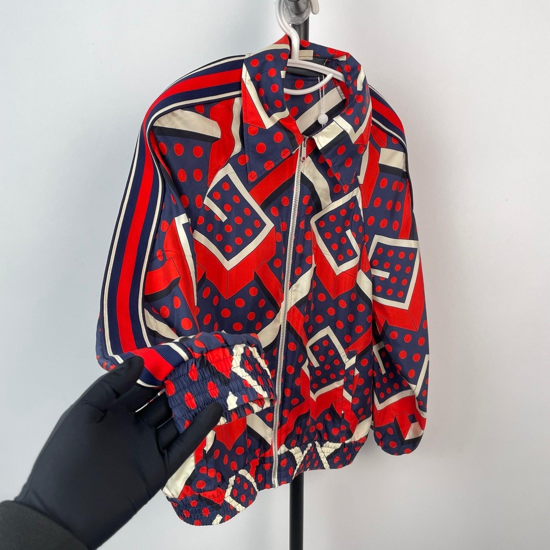 Gucci Gucci Silk Jacket XS Red Blue Dots Size XS / US 0-2 / IT 36-38 - 3 Thumbnail