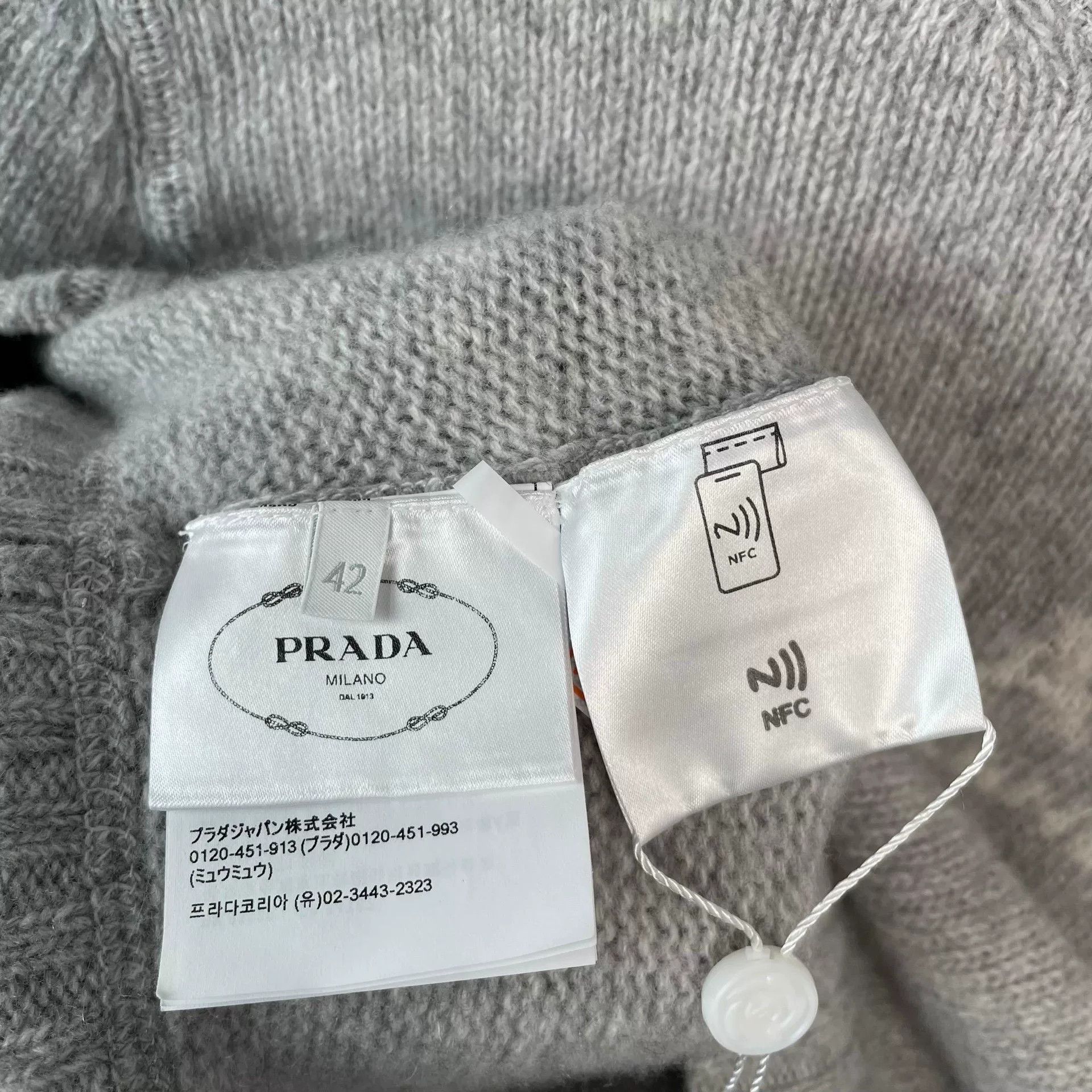 Prada Prada Wool Cashmere Sweater Size 42 Size M / US 6-8 / IT 42-44 - 6 Thumbnail