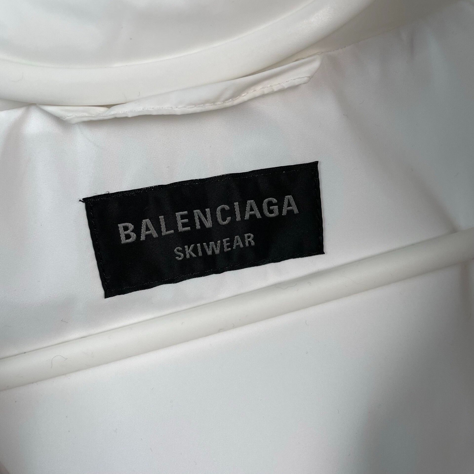 Balenciaga Balenciaga White Ski Short Down Jacket Size XXS / US 00 / IT 34 - 4 Thumbnail