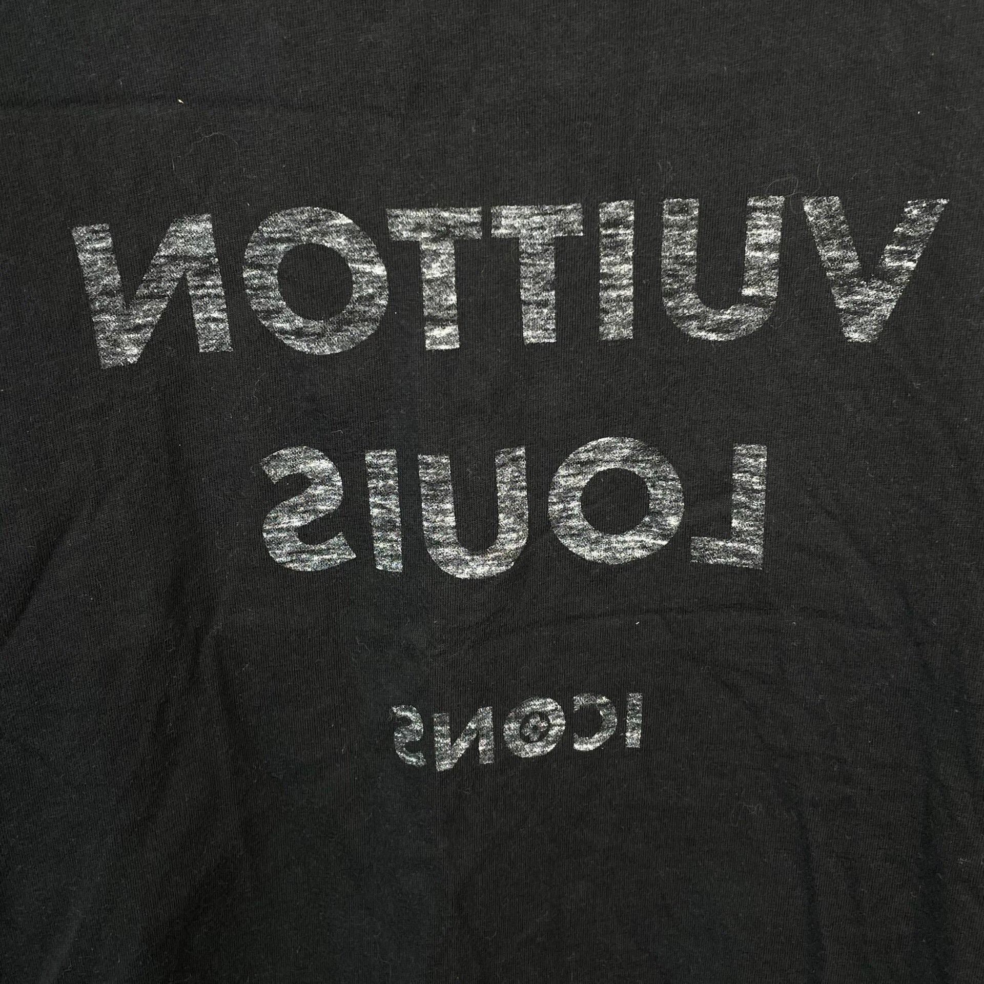 Louis Vuitton Louis Vuitton Black Chain Logo T-Shirt Size US S / EU 44-46 / 1 - 5 Thumbnail