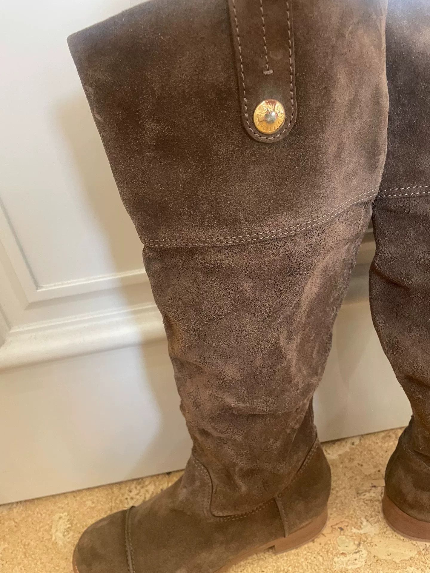 Louis Vuitton LV Suede Knee-High Boots 37.5 Size US 6.5 / IT 36.5 - 3 Thumbnail
