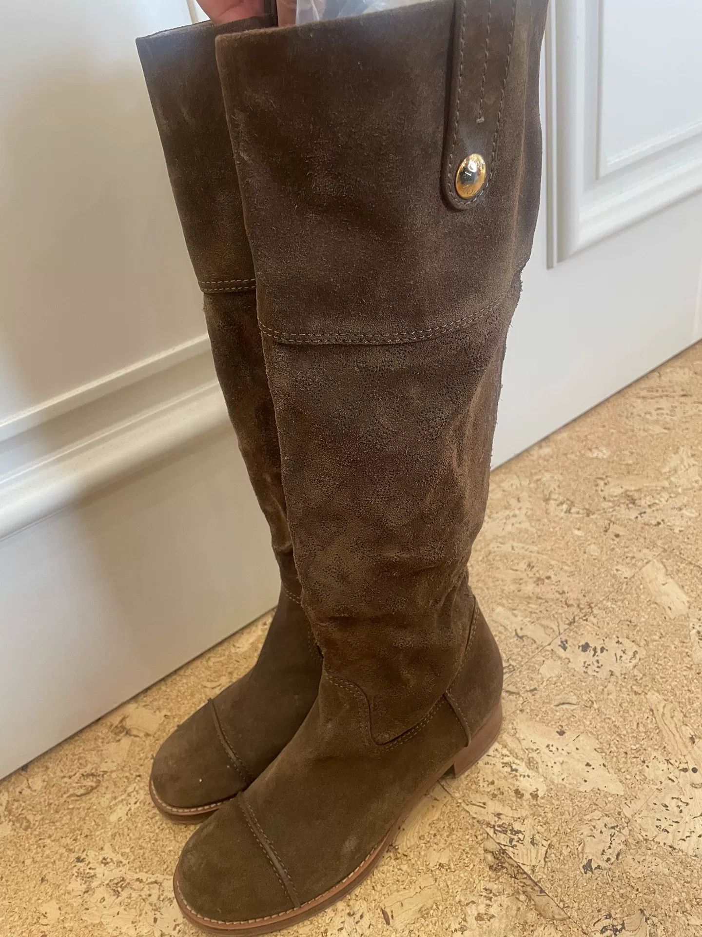 Louis Vuitton LV Suede Knee-High Boots 37.5 Size US 6.5 / IT 36.5 - 6 Thumbnail