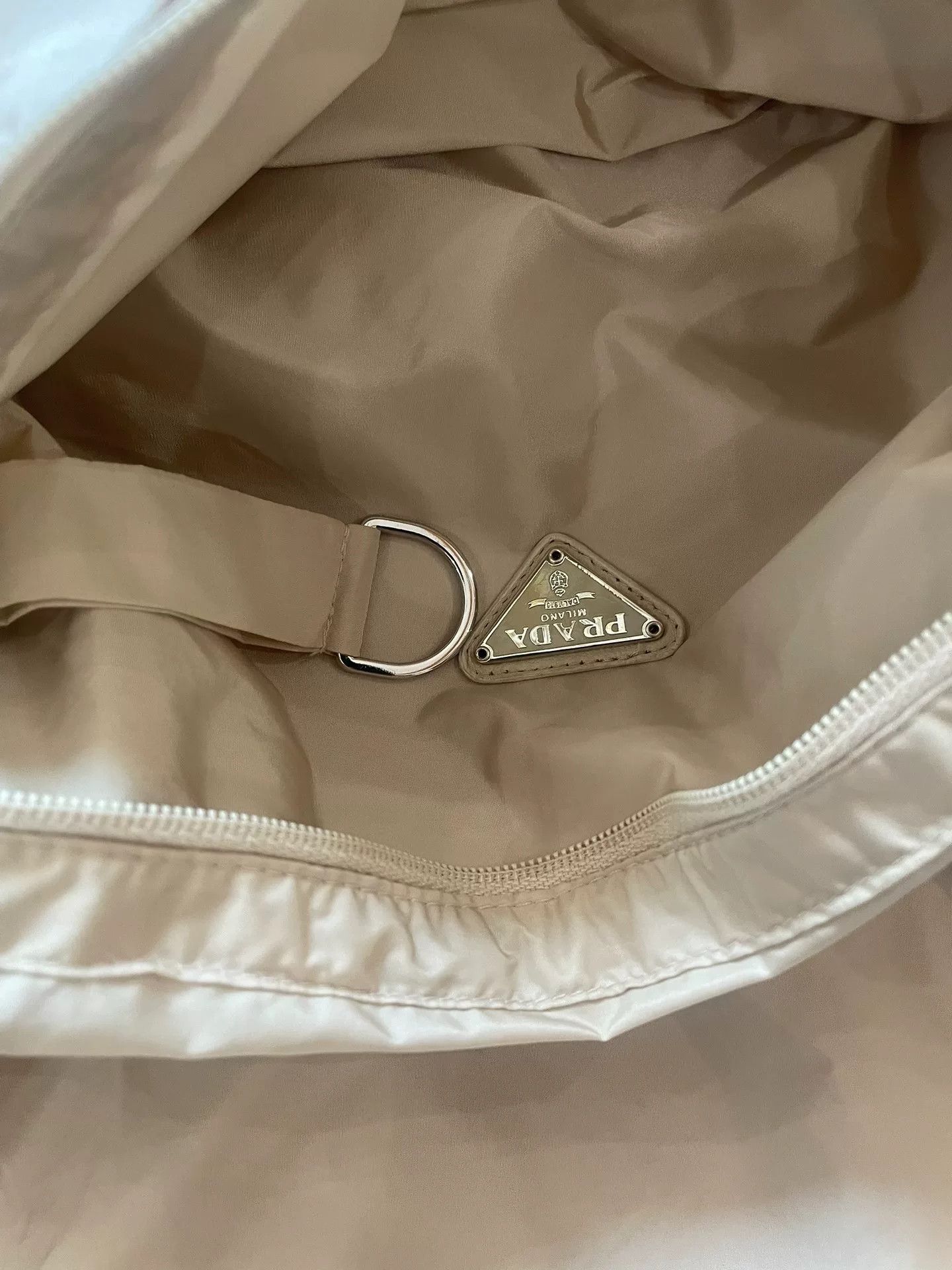 Prada Prada Packable Trench Coat M Size M / US 6-8 / IT 42-44 - 2 Thumbnail