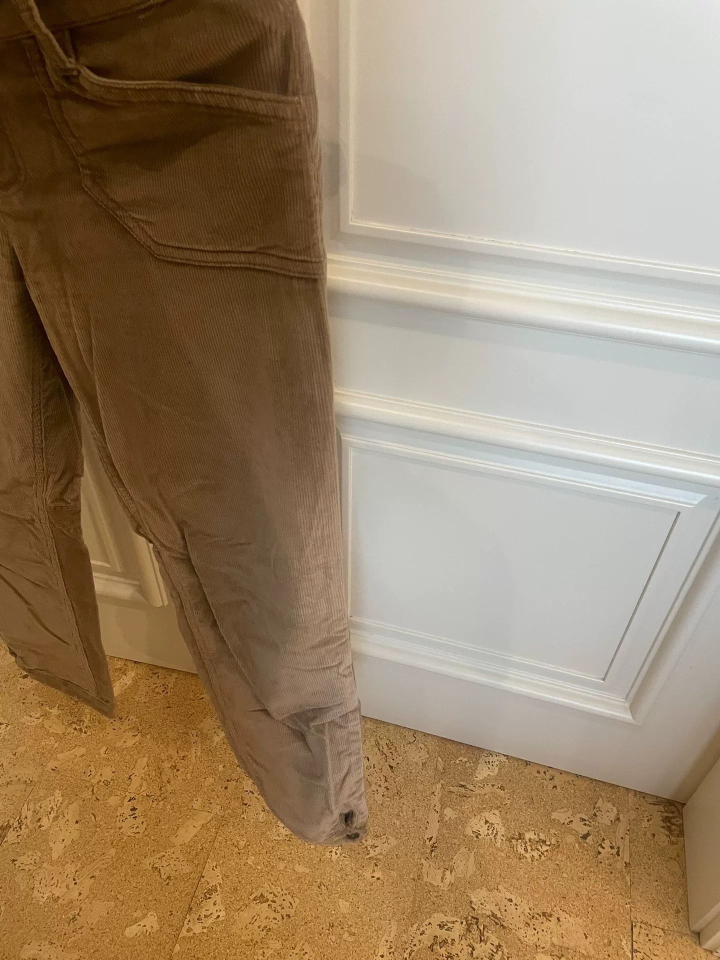 Gucci Gucci Women's Cropped Button Pants Size 40" / US 18 - 2 Thumbnail