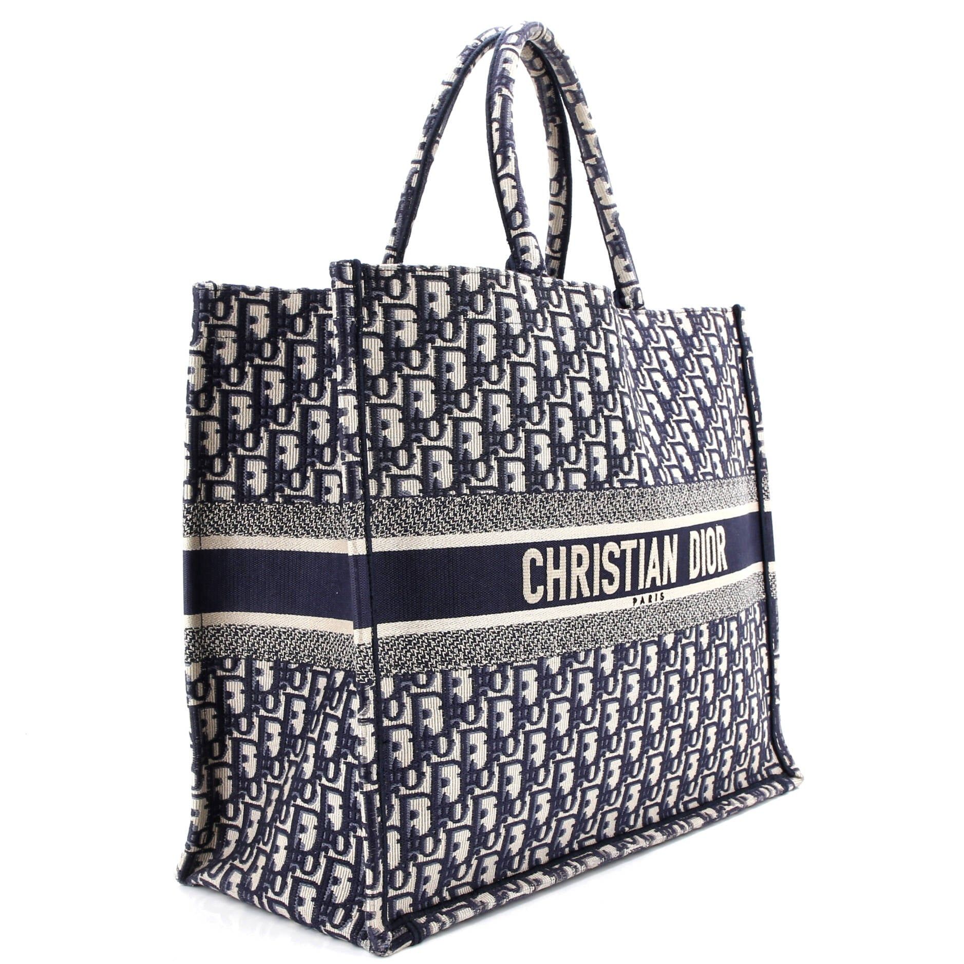 Dior Book Tote Size ONE SIZE - 2 Thumbnail