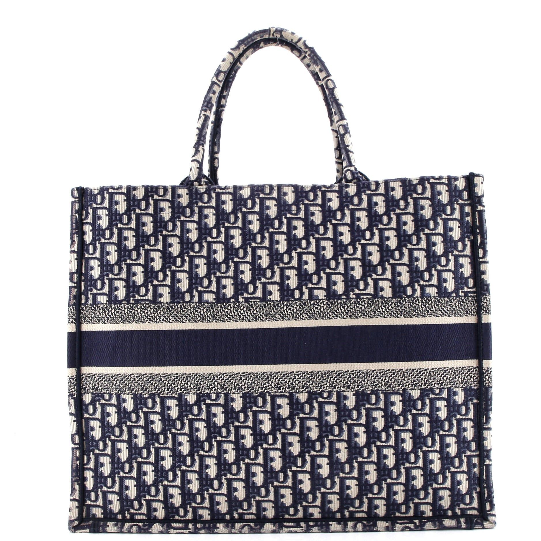 Dior Book Tote Size ONE SIZE - 3 Thumbnail