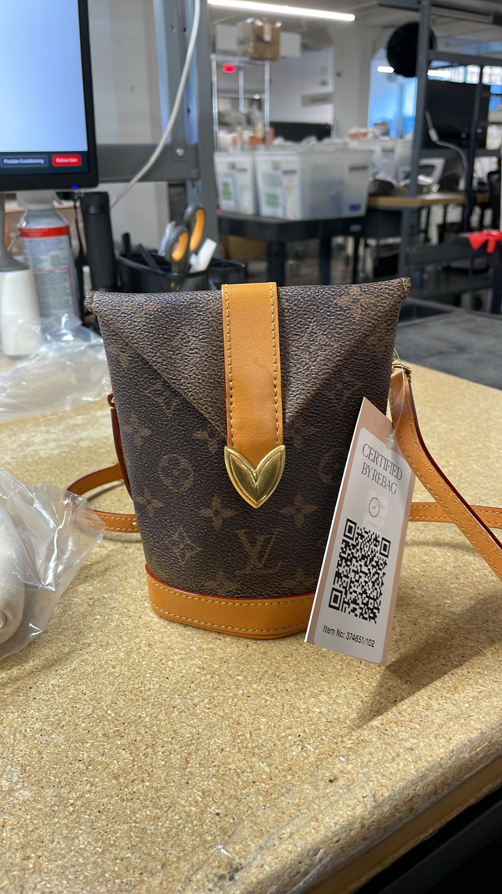 Louis Vuitton Envelope Pouch Size ONE SIZE - 8 Thumbnail