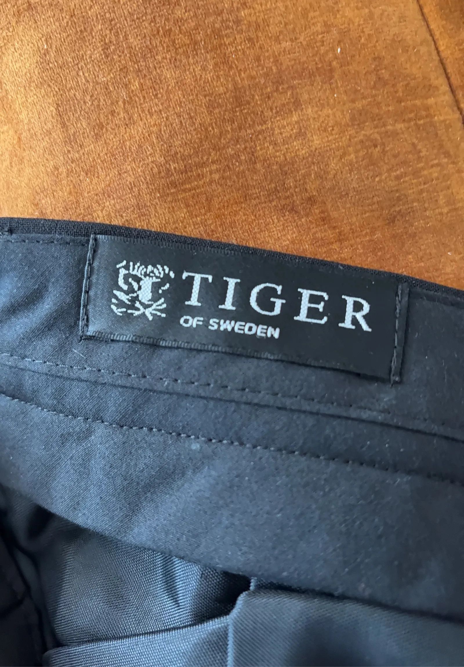 Tiger of Sweden Tiger of Sweden Karl Formal Trousers Size 46R - 2 Thumbnail