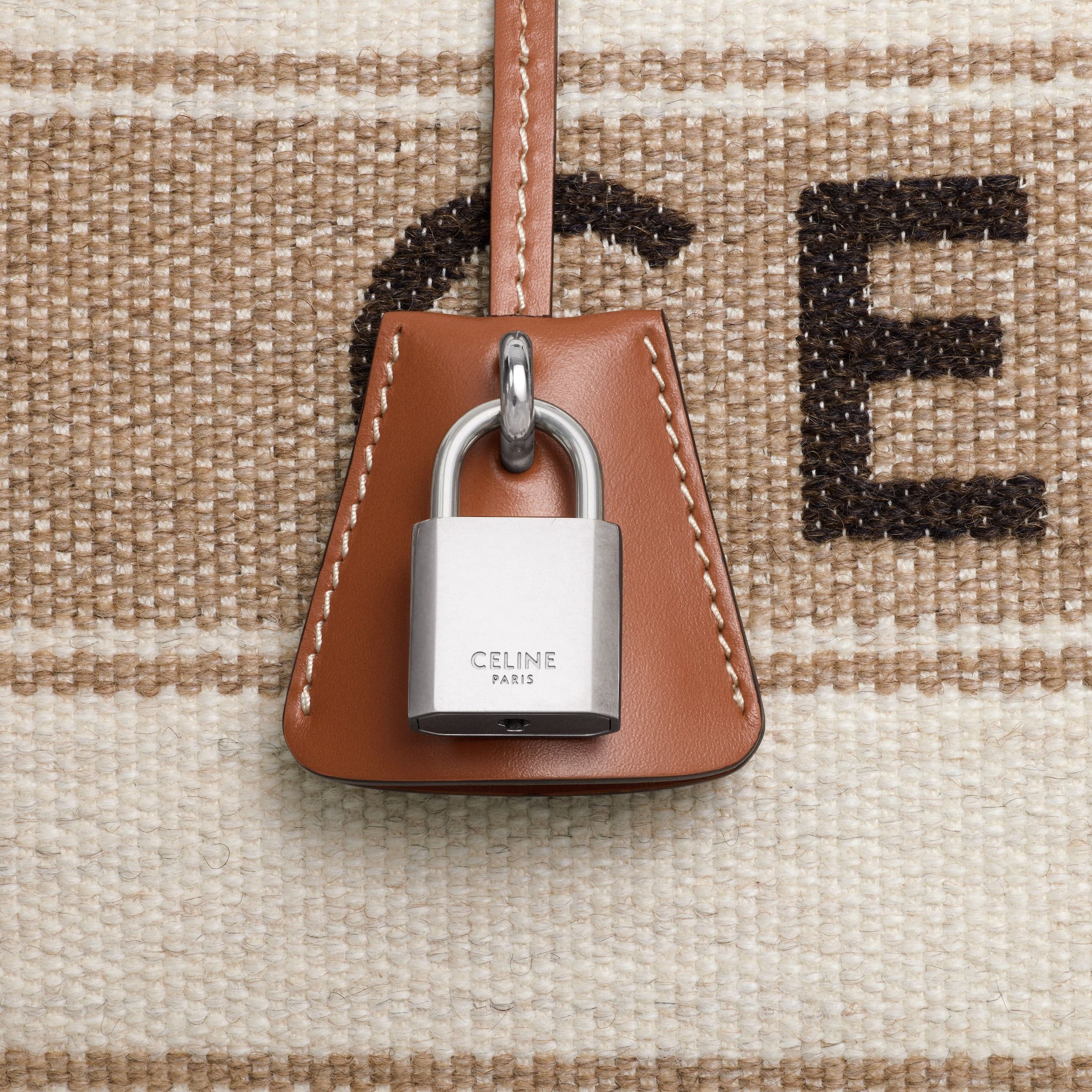 Celine LARGE TRAVEL BAG IN TEXTILE WITH CELINE JACQUARD AND CALFSKIN Size ONE SIZE - 4 Thumbnail