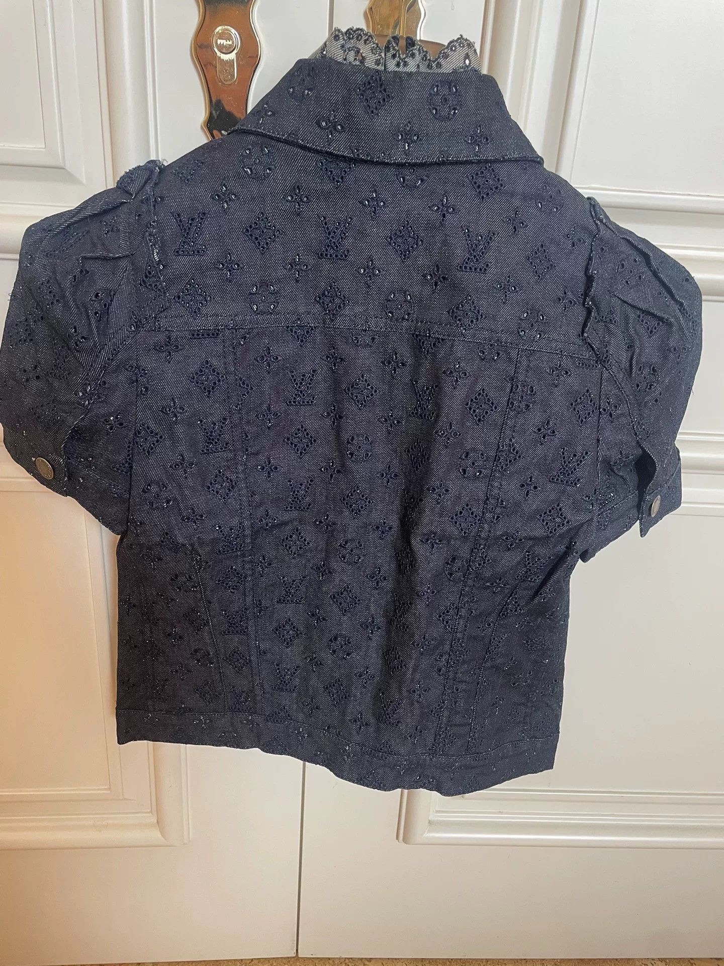 Louis Vuitton LV Denim Puffed Sleeve Hollow-Out Size S / US 4 / IT 40 - 2 Thumbnail