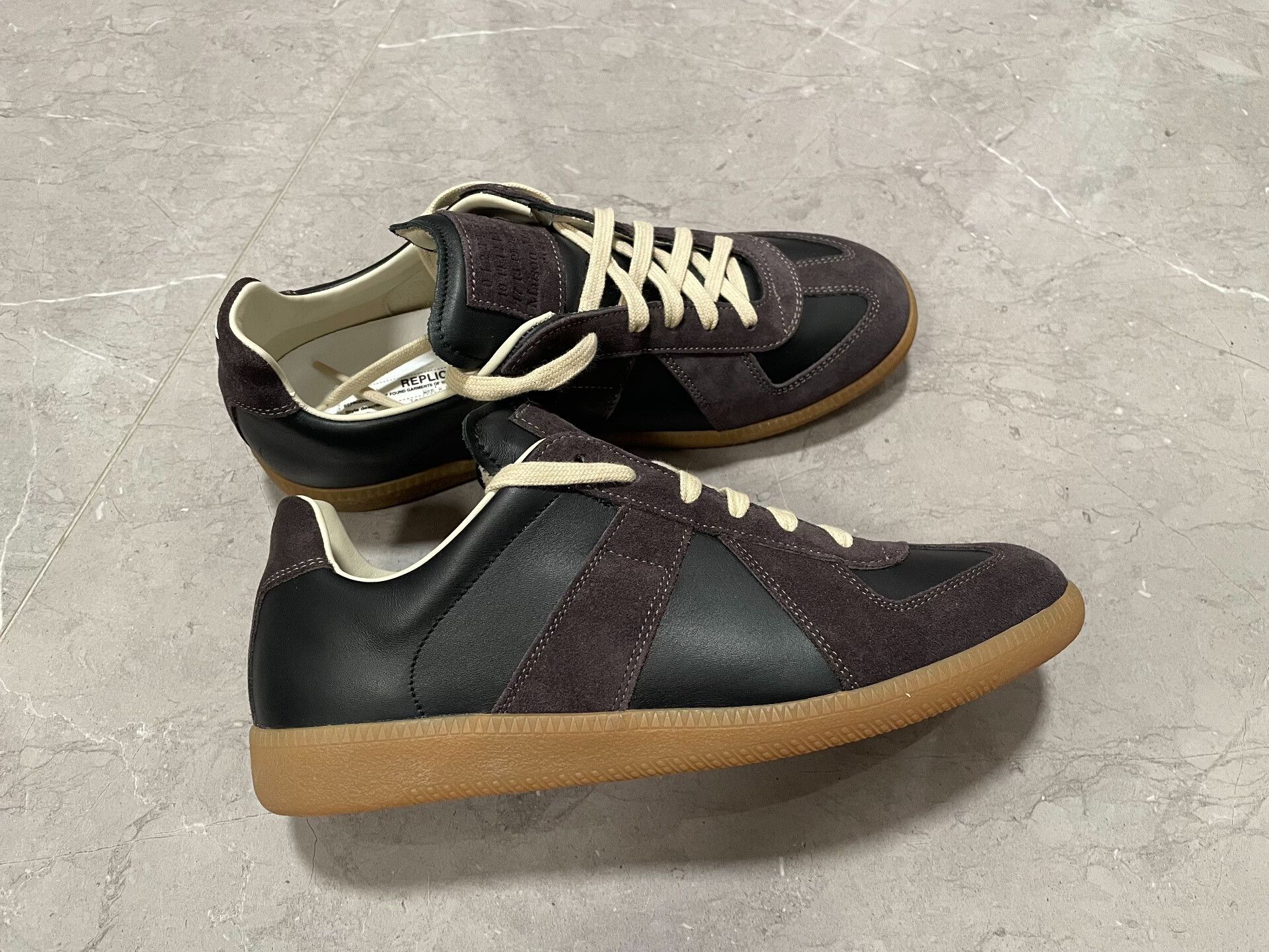 Maison Margiela Maison Margiela 41 Classic Sneakers Size US 8 / EU 41 - 2 Thumbnail