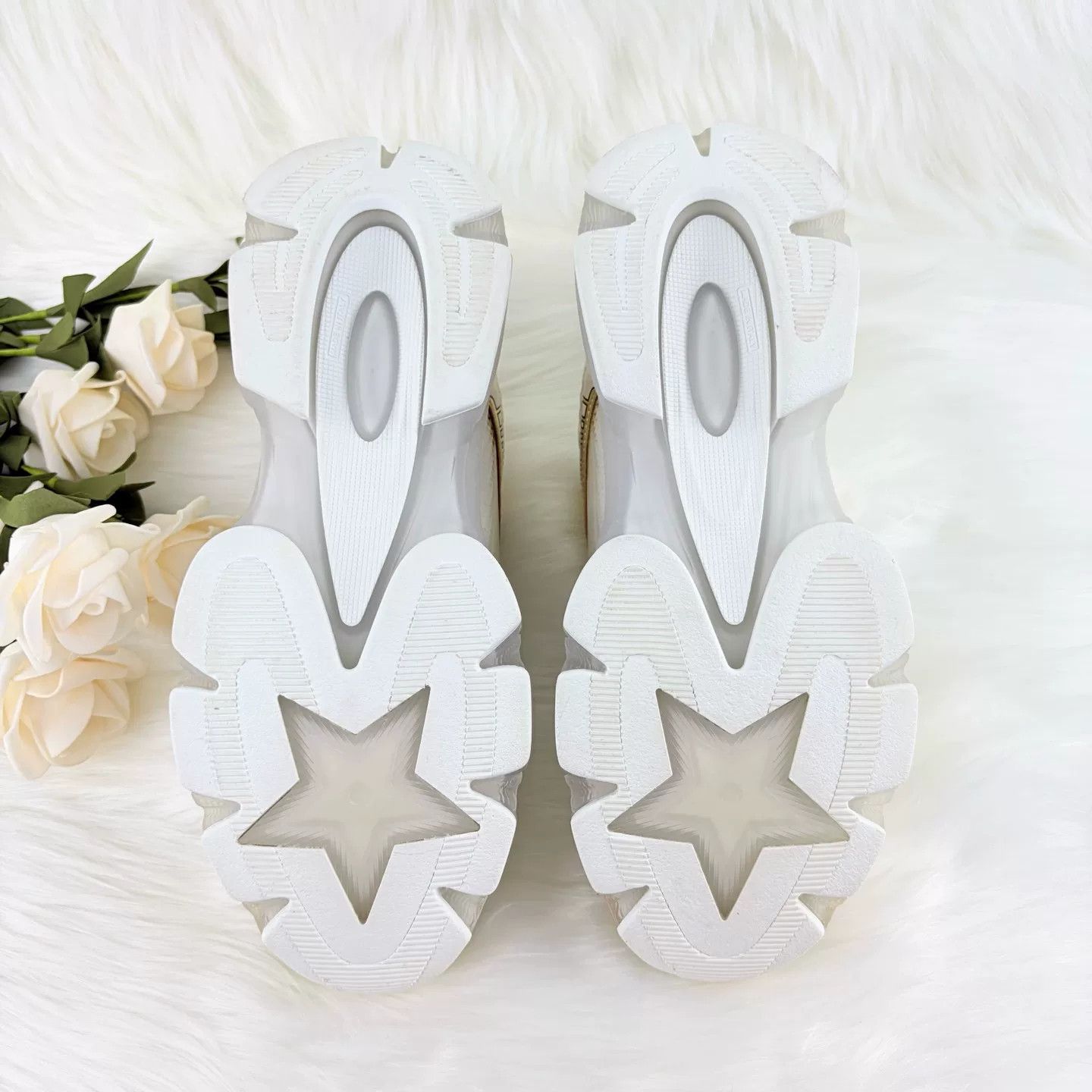 Dior Dior Vibe White Gold Monogram Sneakers Size US 5 / IT 35 - 9 Thumbnail