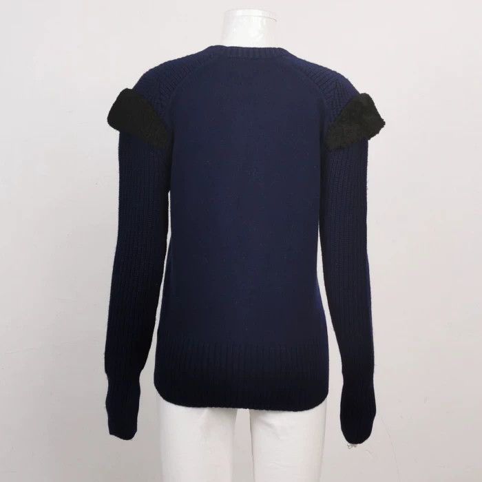Burberry Burberry Wool Cashmere V-Neck Sweater Size S / US 4 / IT 40 - 2 Thumbnail
