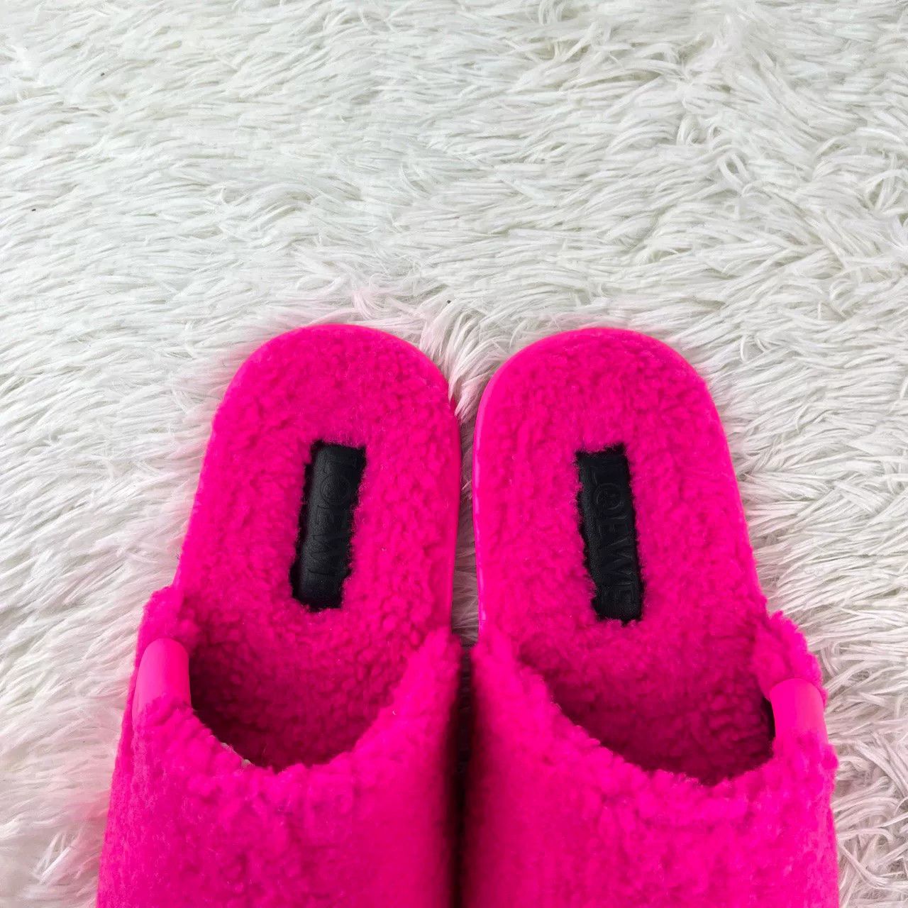 Loewe LOEWE Fleece Flat Slippers Pink Size US 10 / IT 40 - 6 Thumbnail