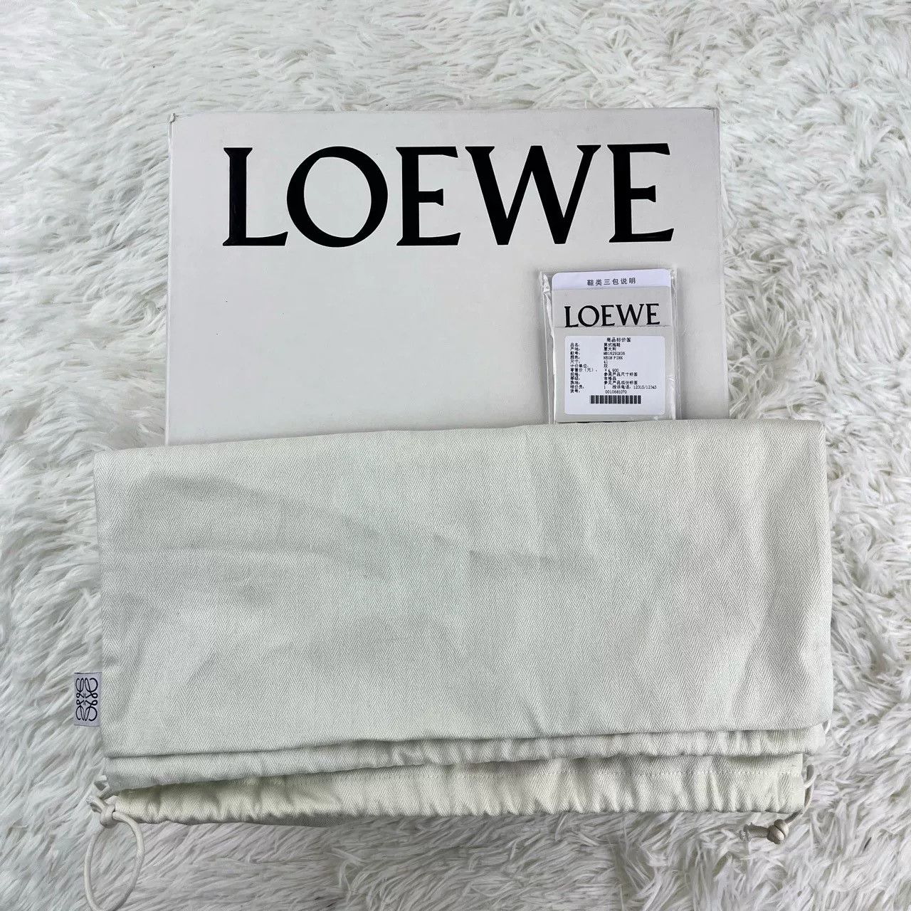 Loewe LOEWE Fleece Flat Slippers Pink Size US 10 / IT 40 - 9 Thumbnail