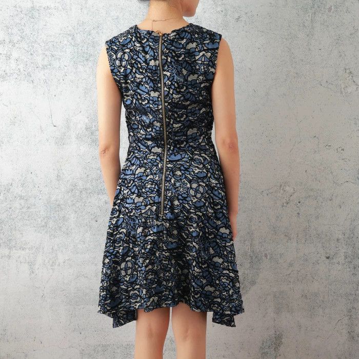 Louis Vuitton Louis Vuitton Blue Black Lace Floral Sleeveless Dress Size S / US 4 / IT 40 - 3 Thumbnail
