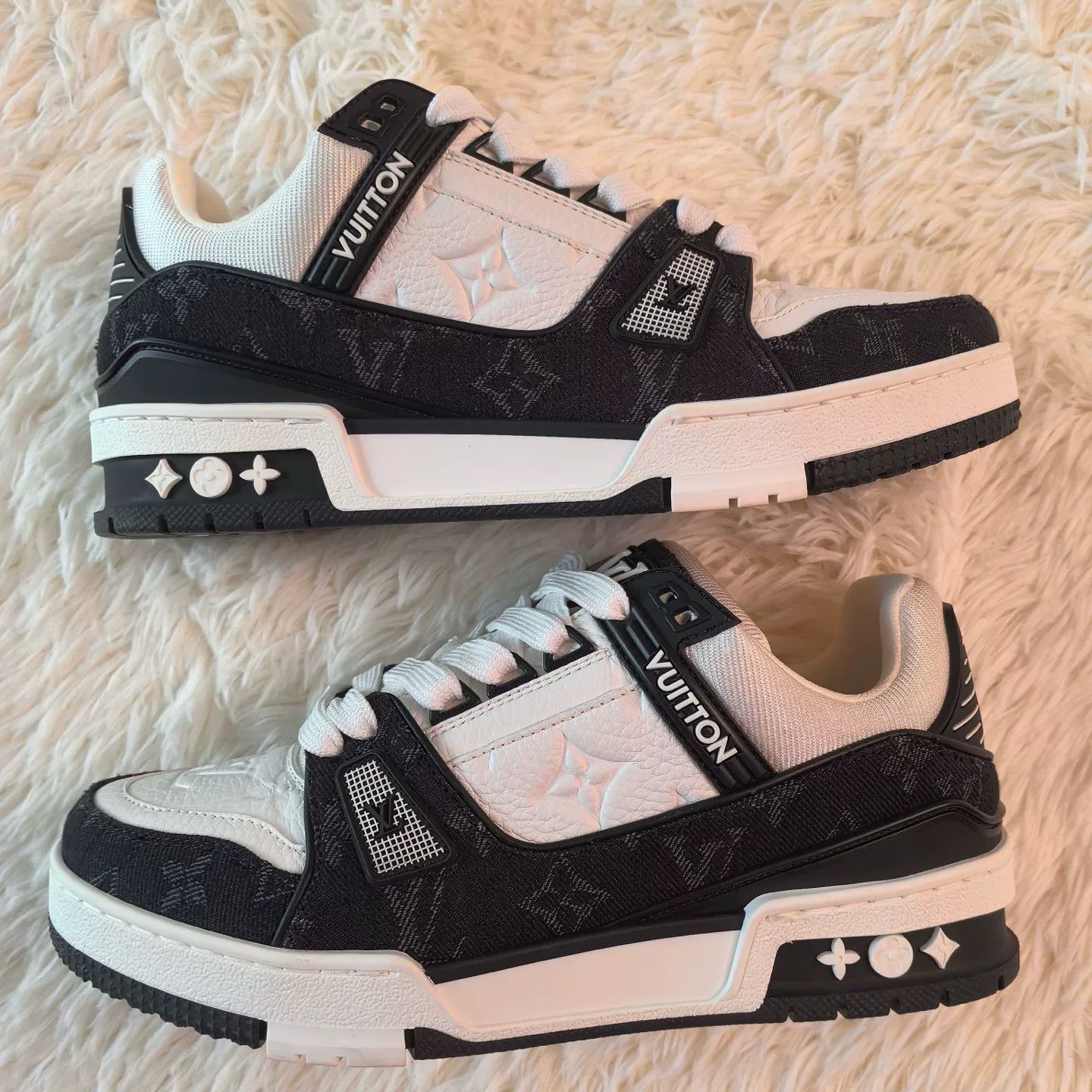 Louis Vuitton Louis Vuitton Trainer Women's Low-Top Sneakers Size US 6 / IT 36 - 5 Thumbnail