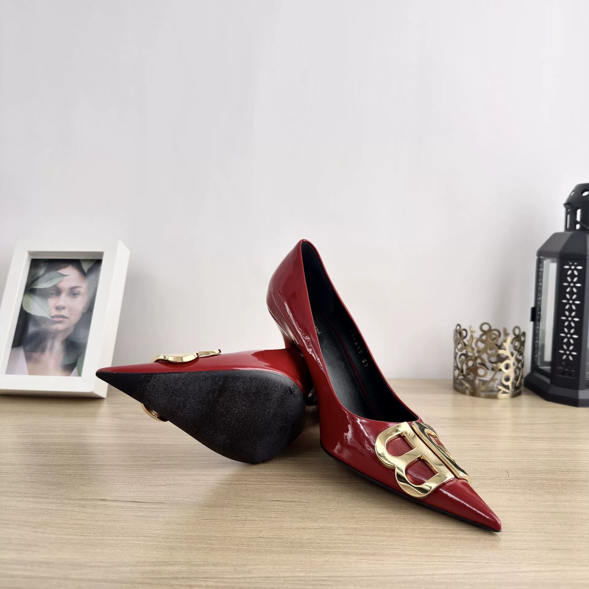Balenciaga Balenciaga Red Patent Leather Heels Size US 6 / IT 36 - 8 Thumbnail