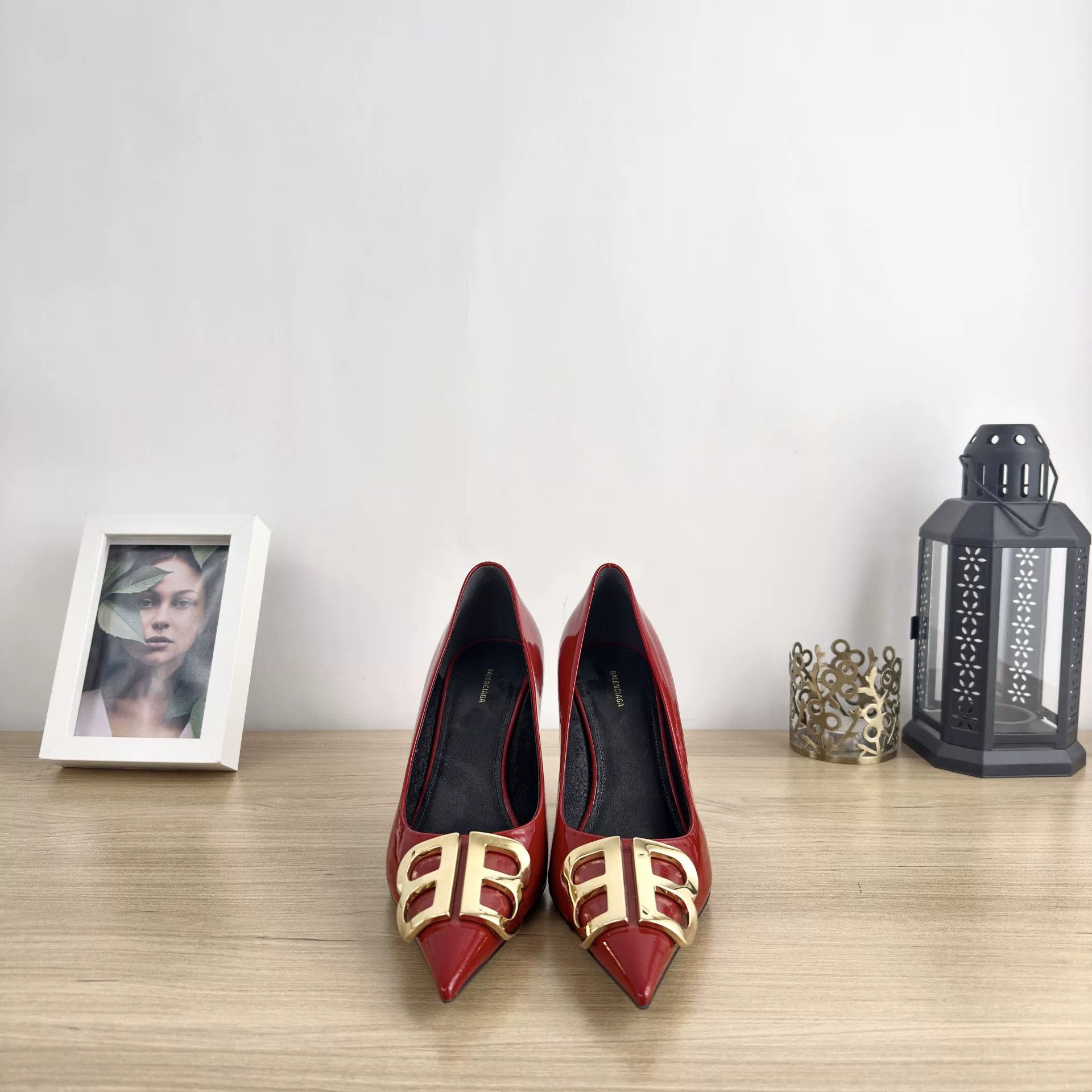 Balenciaga Balenciaga Red Patent Leather Heels Size US 6 / IT 36 - 9 Thumbnail