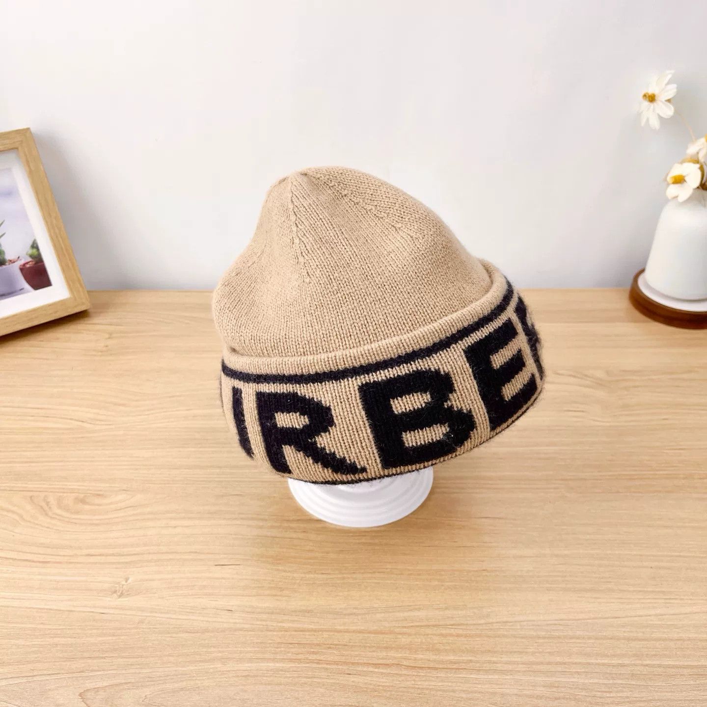 Burberry Burberry Camel Cashmere Black Logo Beanie Size ONE SIZE - 5 Thumbnail