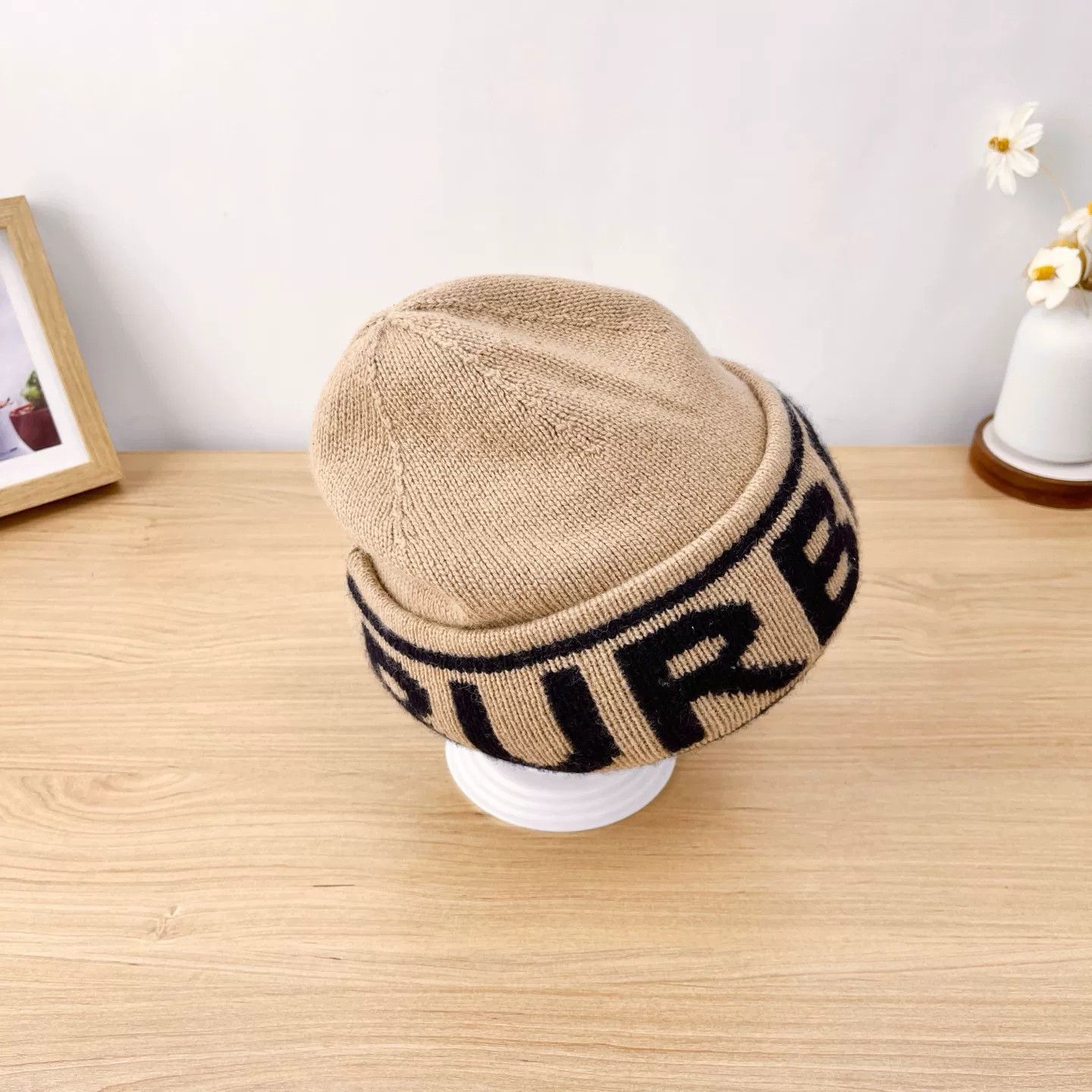 Burberry Burberry Camel Cashmere Black Logo Beanie Size ONE SIZE - 4 Thumbnail