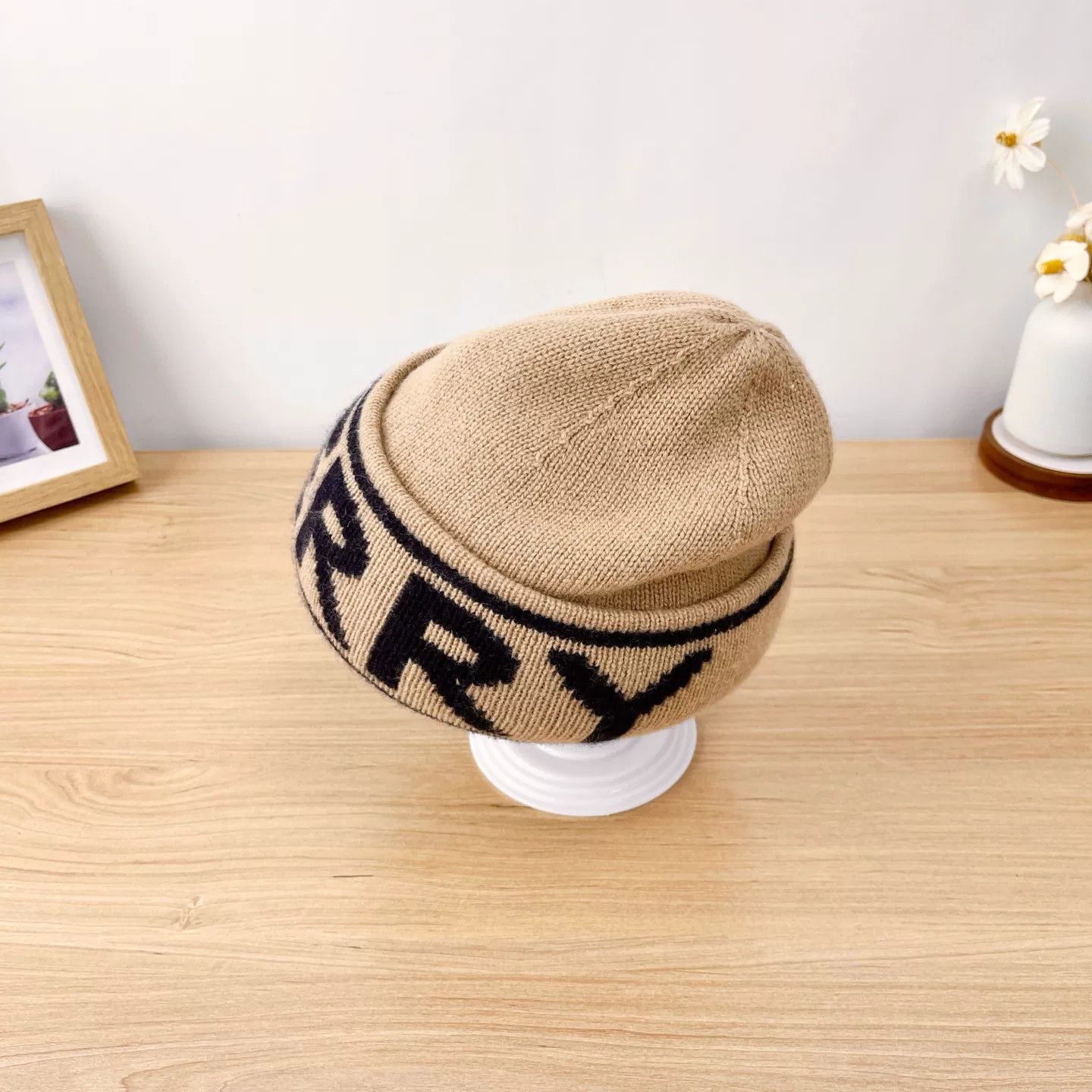 Burberry Burberry Camel Cashmere Black Logo Beanie Size ONE SIZE - 6 Thumbnail