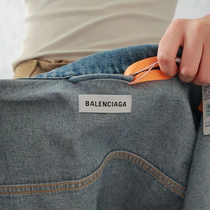Balenciaga Balenciaga Blue Pleated Long-Sleeve Denim Jacket Size XS / US 0-2 / IT 36-38 - 5 Thumbnail