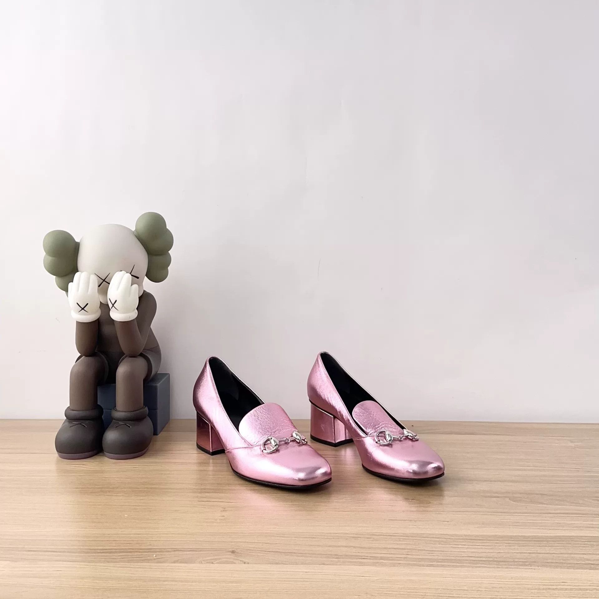 Gucci Gucci Pink Horsebit Square-Toe Loafers Size US 5 / IT 35 - 2 Thumbnail