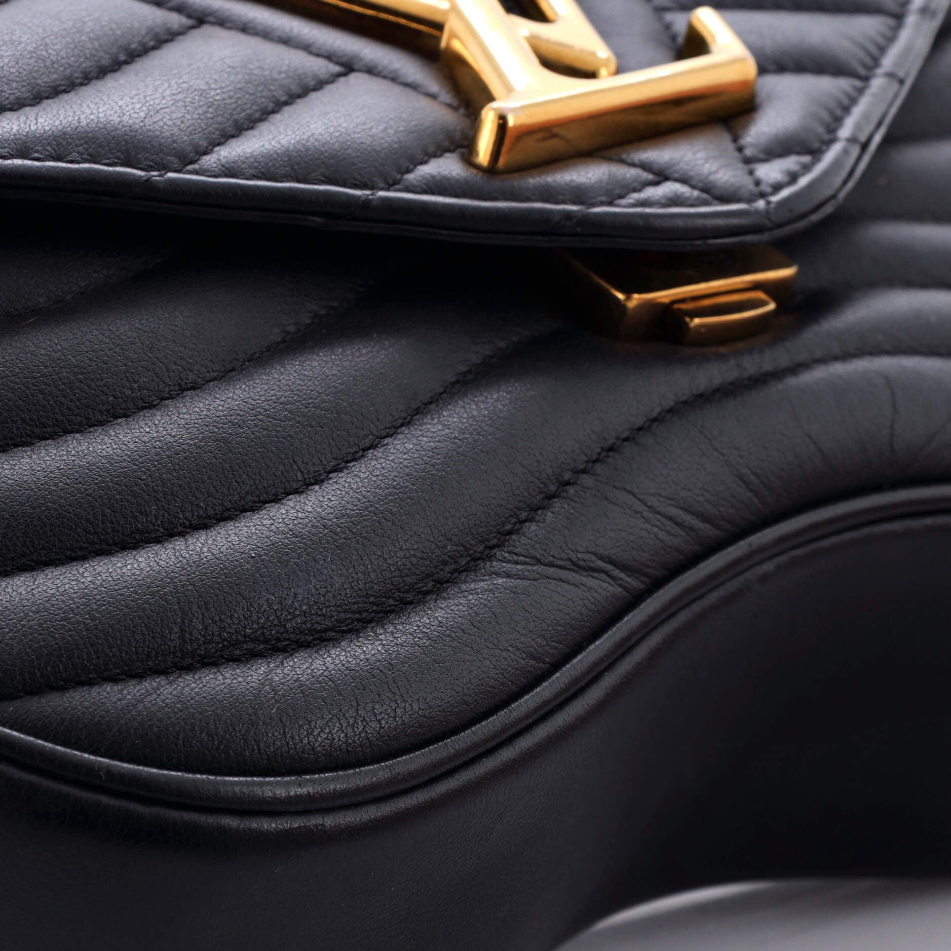 Louis Vuitton New Wave Chain Bag Size ONE SIZE - 7 Thumbnail
