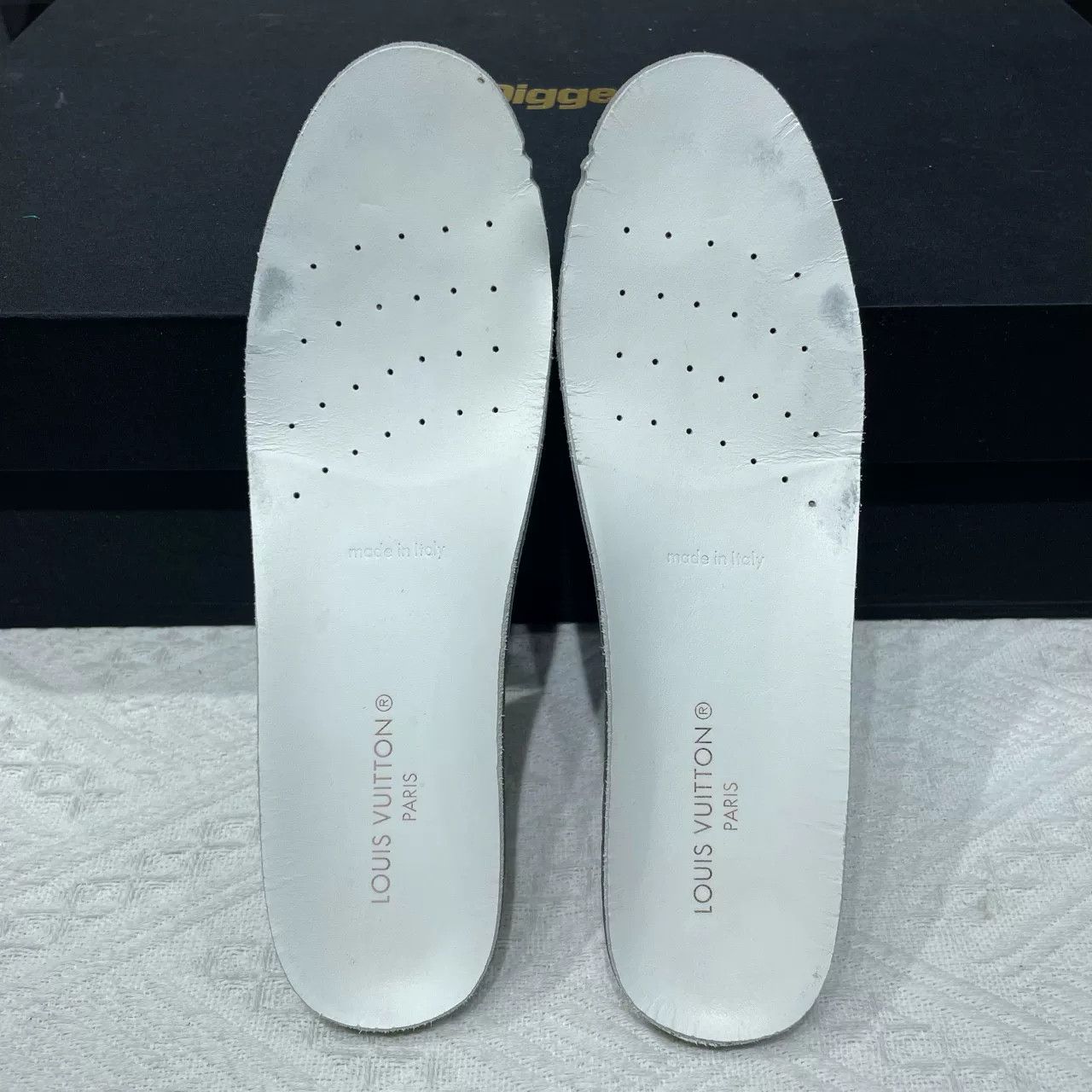 Louis Vuitton Louis Vuitton Squad Women's White Sneakers Size US 5 / IT 35 - 8 Thumbnail