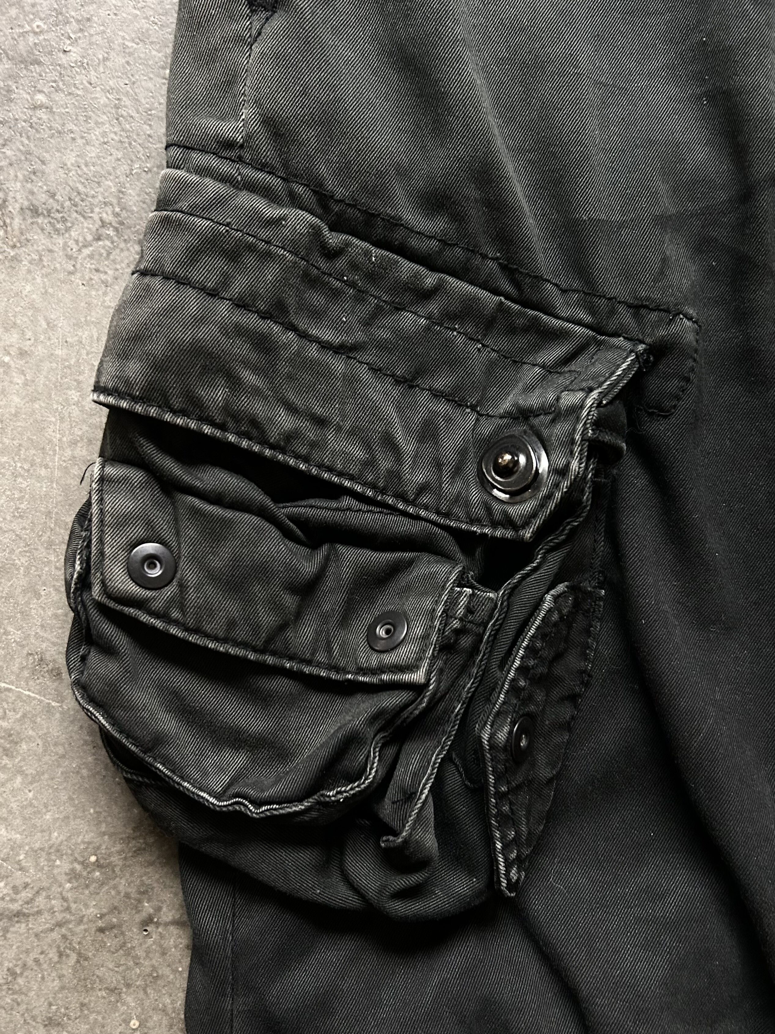 BUFFALO BOBS Black Cargo Shorts by Buffalo Bobs Size US 30 / EU 46 - 5 Thumbnail