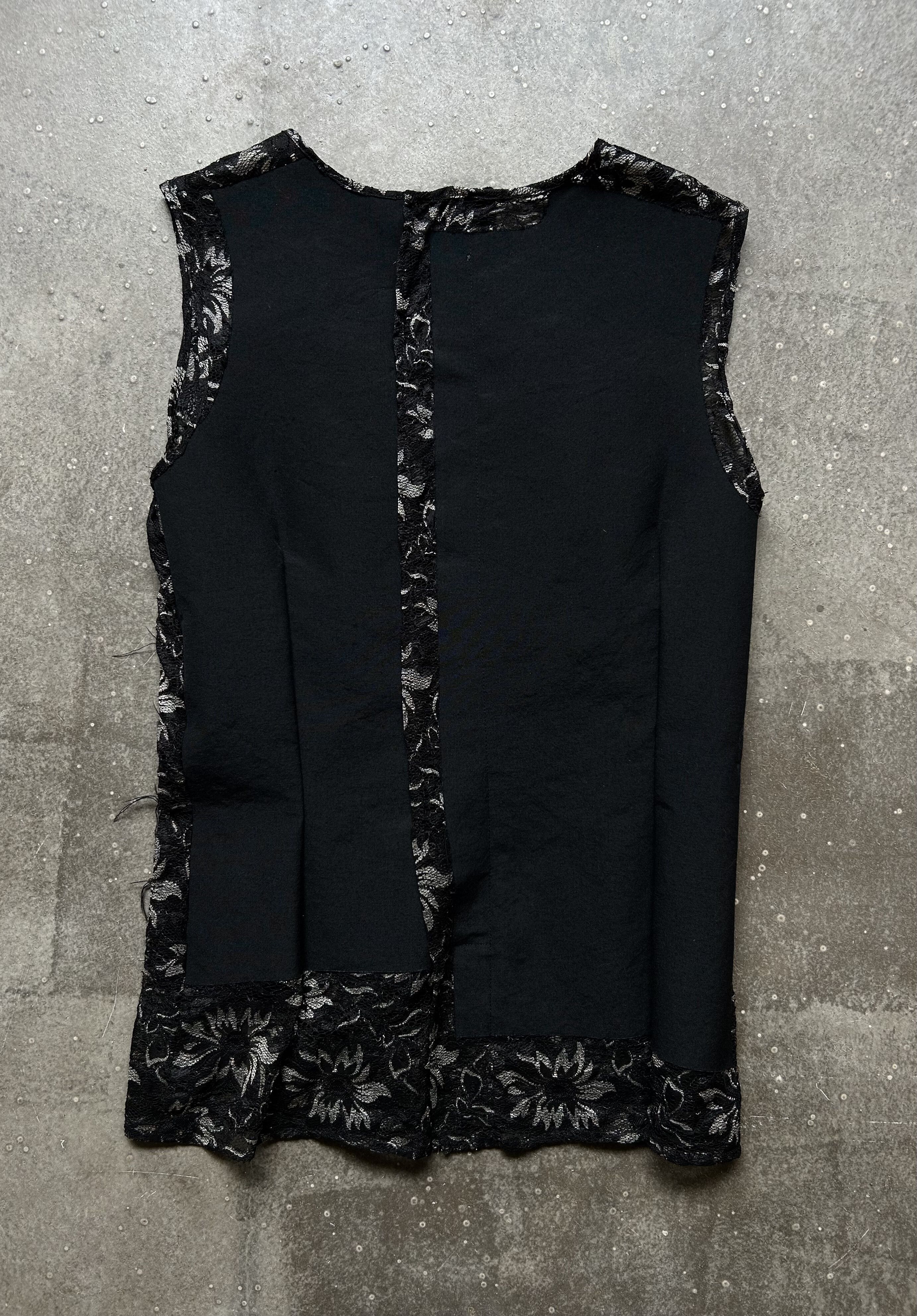 Comme des Garcons COMME des GARÇONS Floral Mesh Vest Size US M / EU 48-50 / 2 - 3 Thumbnail