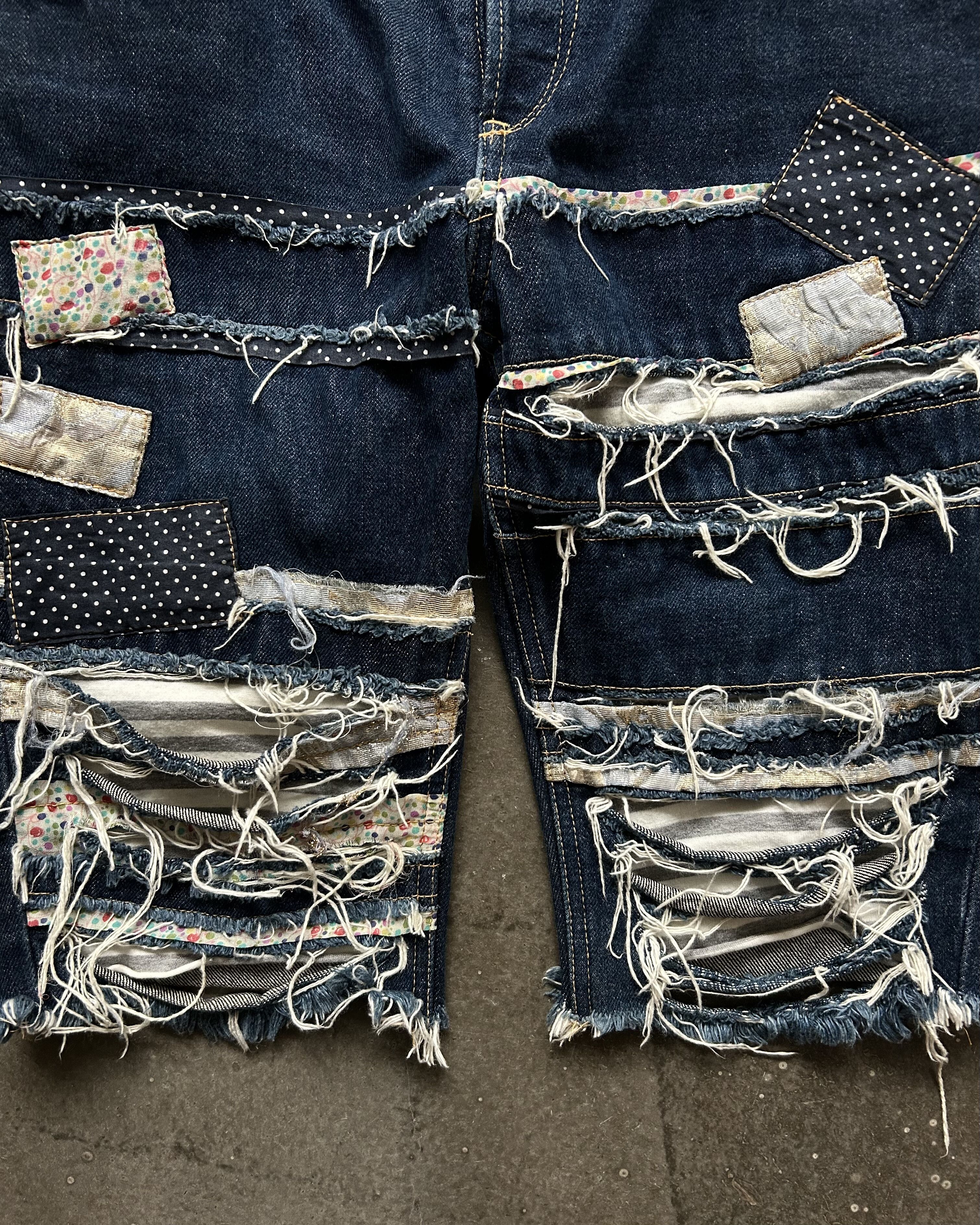 Nozomi Ishiguro Distressed Denim Shorts by Nozomi Ishiguro Size US 34 / EU 50 - 4 Thumbnail