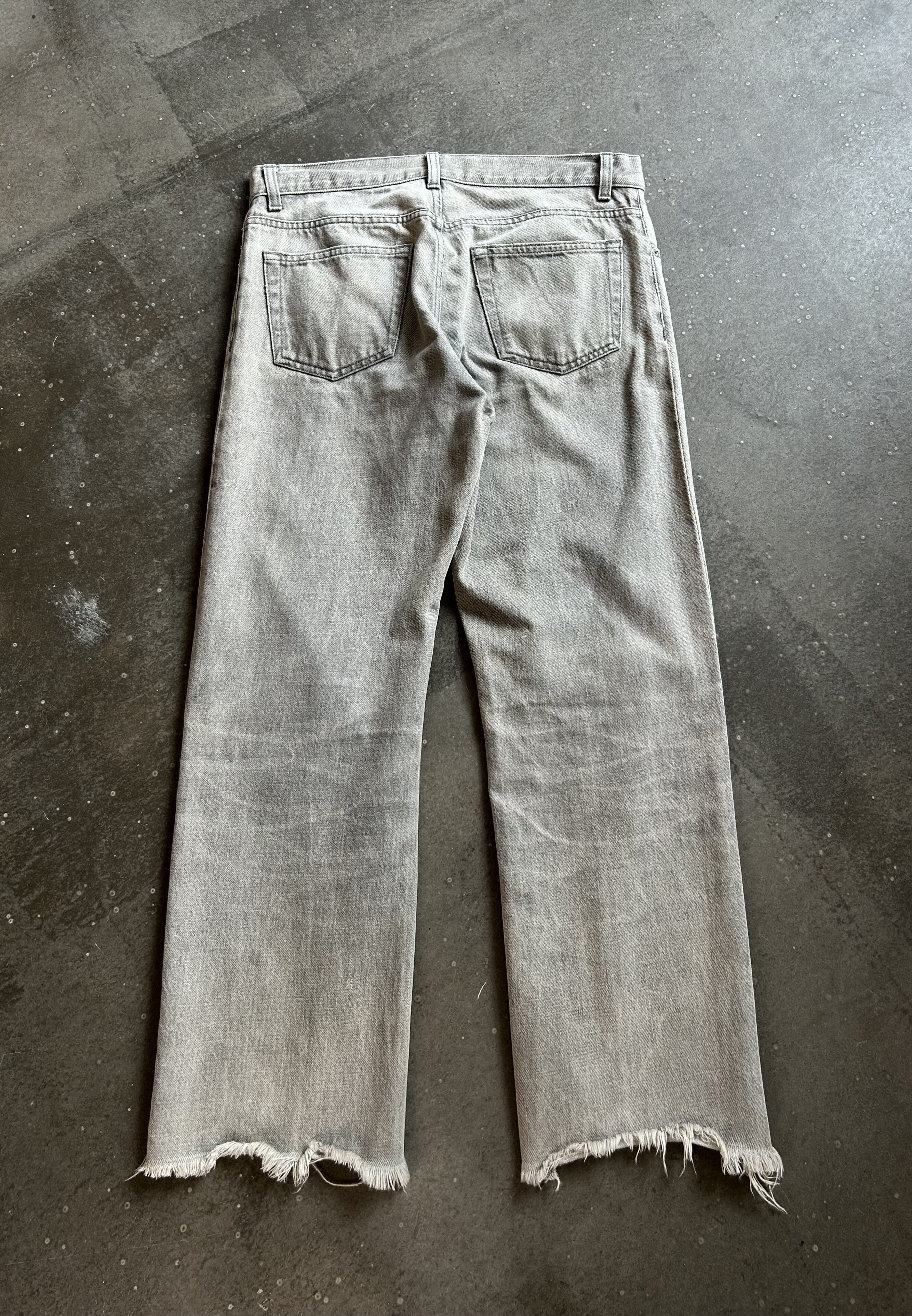 Helmut Lang Helmut Lang Distressed Denim Pants Size US 30 / EU 46 - 2 Thumbnail