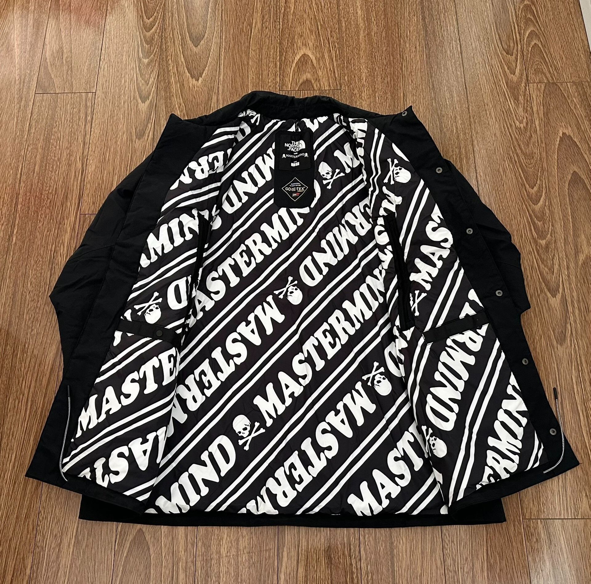The North Face North Face x MASTERMIND Down Coach Jacket Size US XXL / EU 58 / 5 - 3 Thumbnail