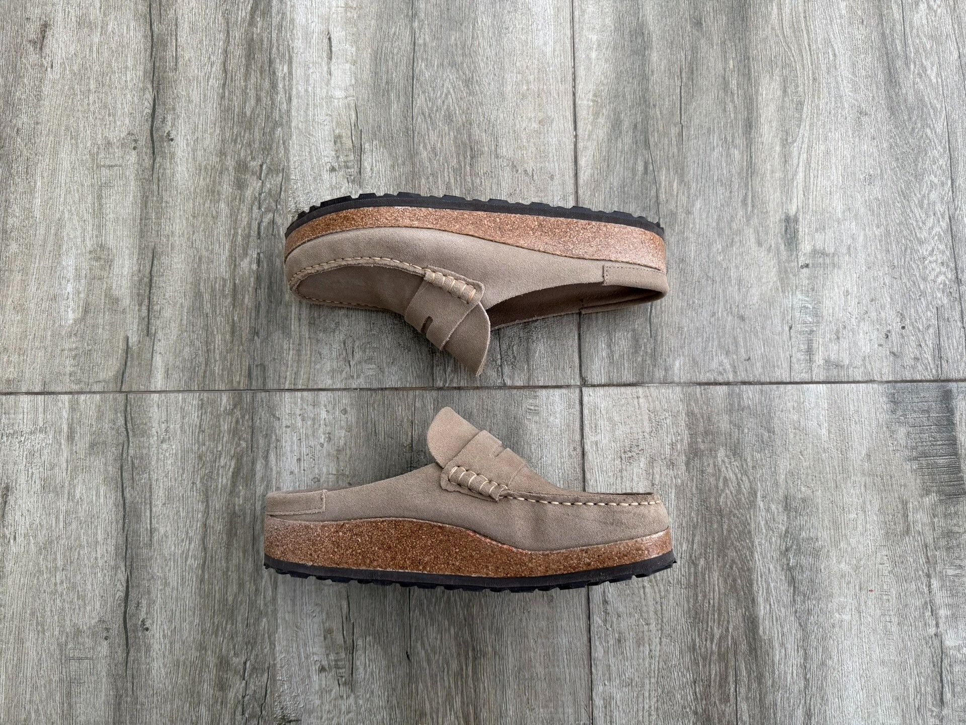 Birkenstock Birkenstock Comfortable Casual Sandals for Everyone Size US 7 / EU 40 - 4 Thumbnail