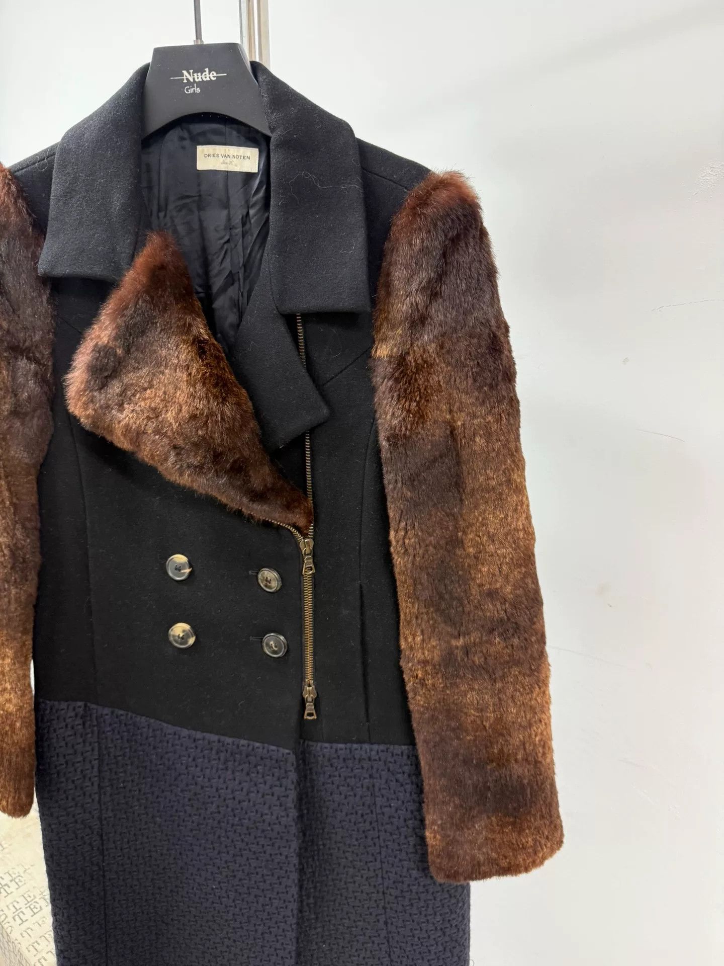 Dries Van Noten Dries Van Noten Rabbit Fur Coat Size XS / US 0-2 / IT 36-38 - 2 Thumbnail