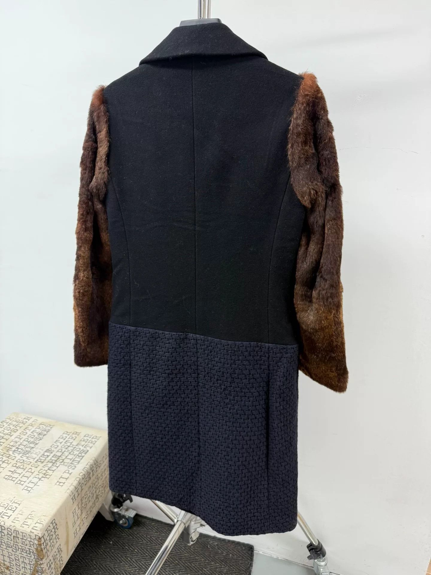 Dries Van Noten Dries Van Noten Rabbit Fur Coat Size XS / US 0-2 / IT 36-38 - 7 Thumbnail