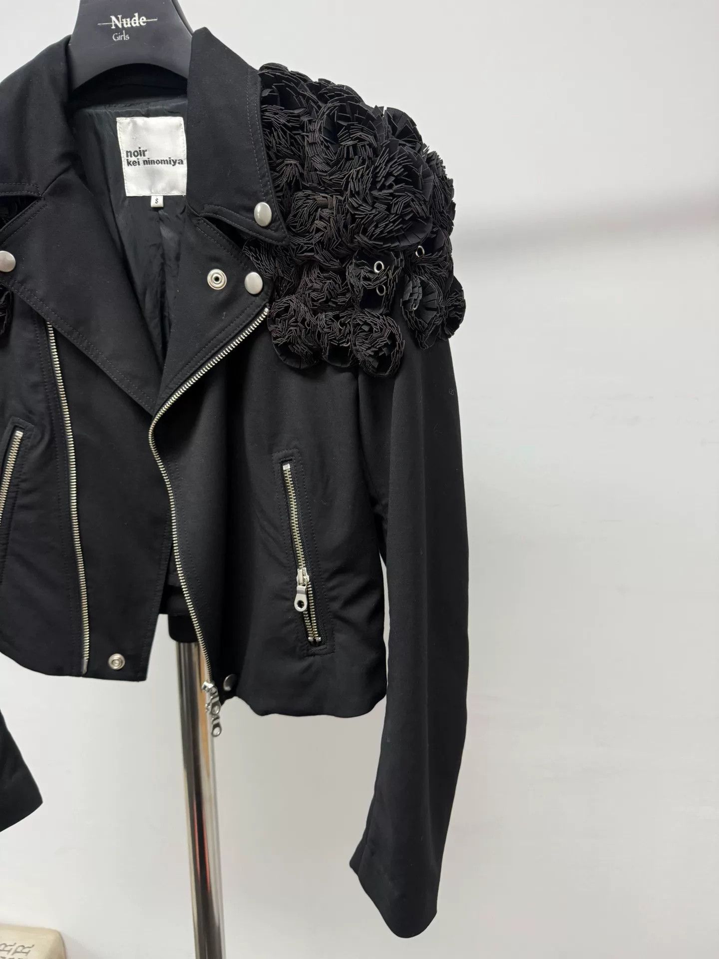Noir Kei Ninomiya Black Floral Embellished Biker Jacket Size US S / EU 44-46 / 1 - 2 Thumbnail