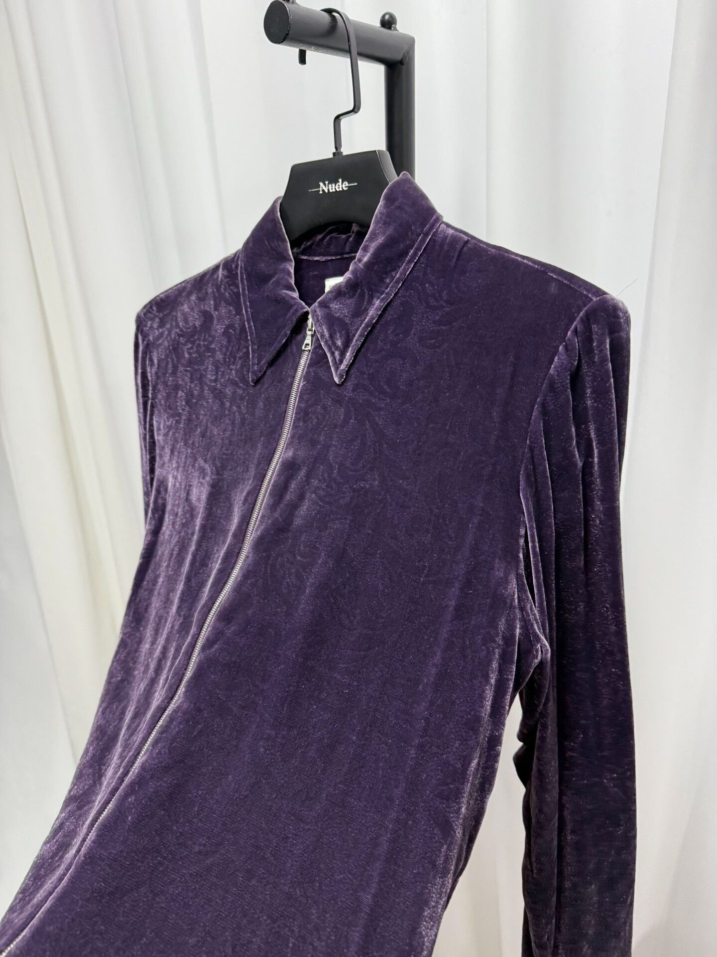 Dries Van Noten Dries Van Noten Velvet Shirt with Gem Buttons Size US S / EU 44-46 / 1 - 2 Thumbnail